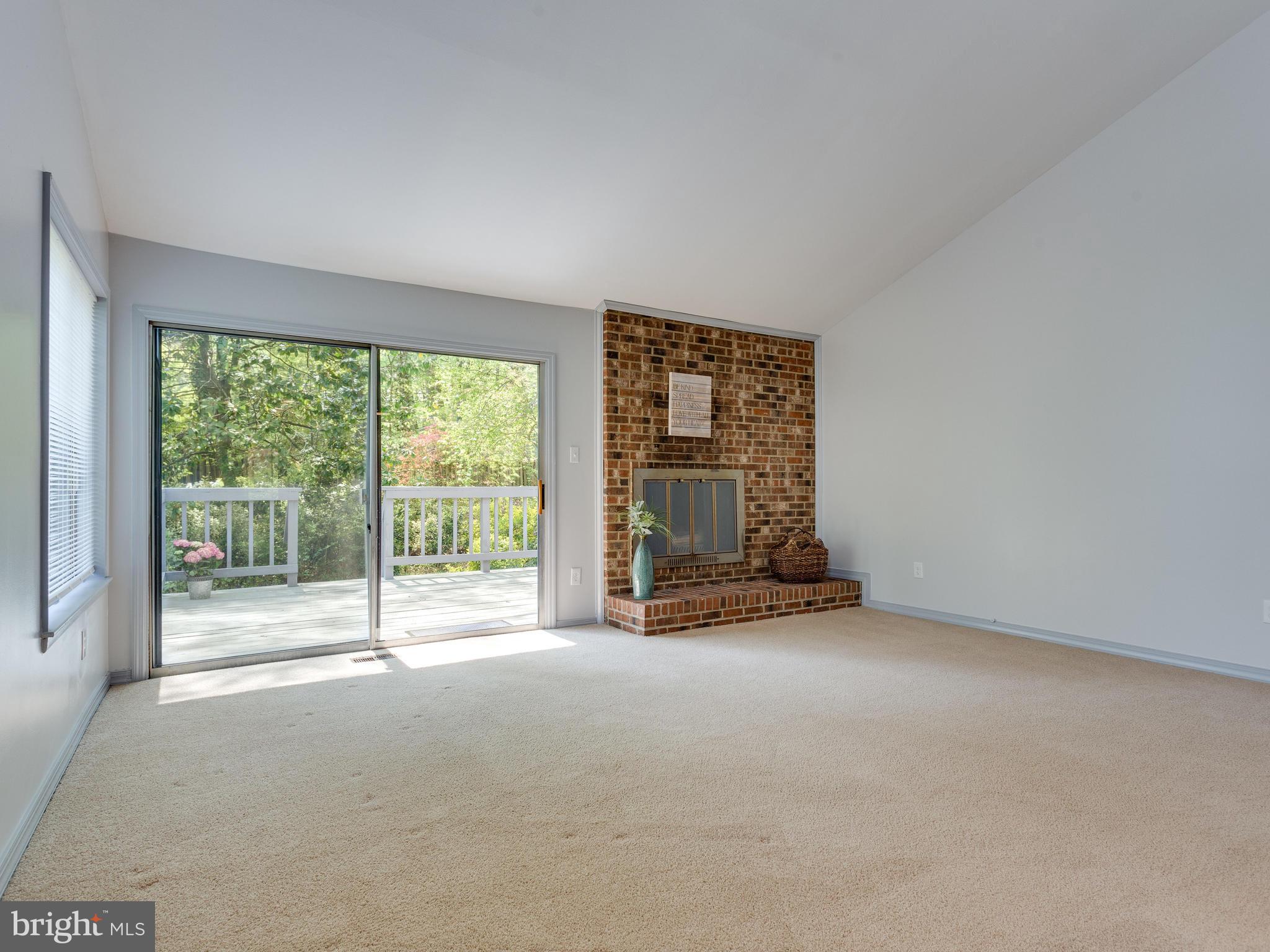 BENT TREE - Residential