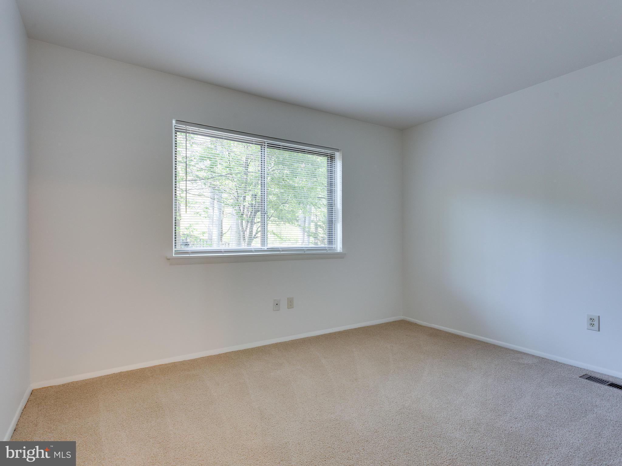 BENT TREE - Residential