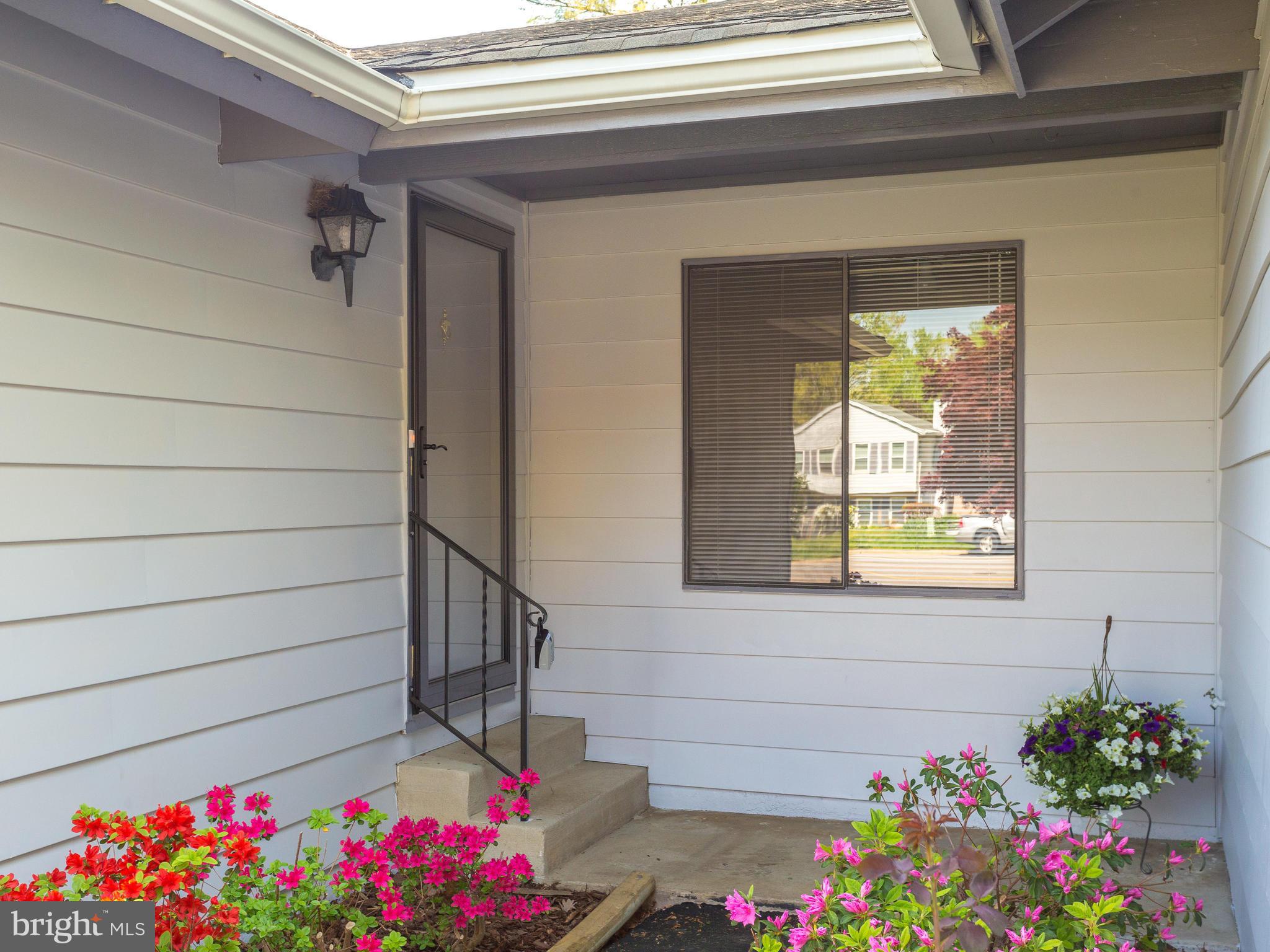 BENT TREE - Residential