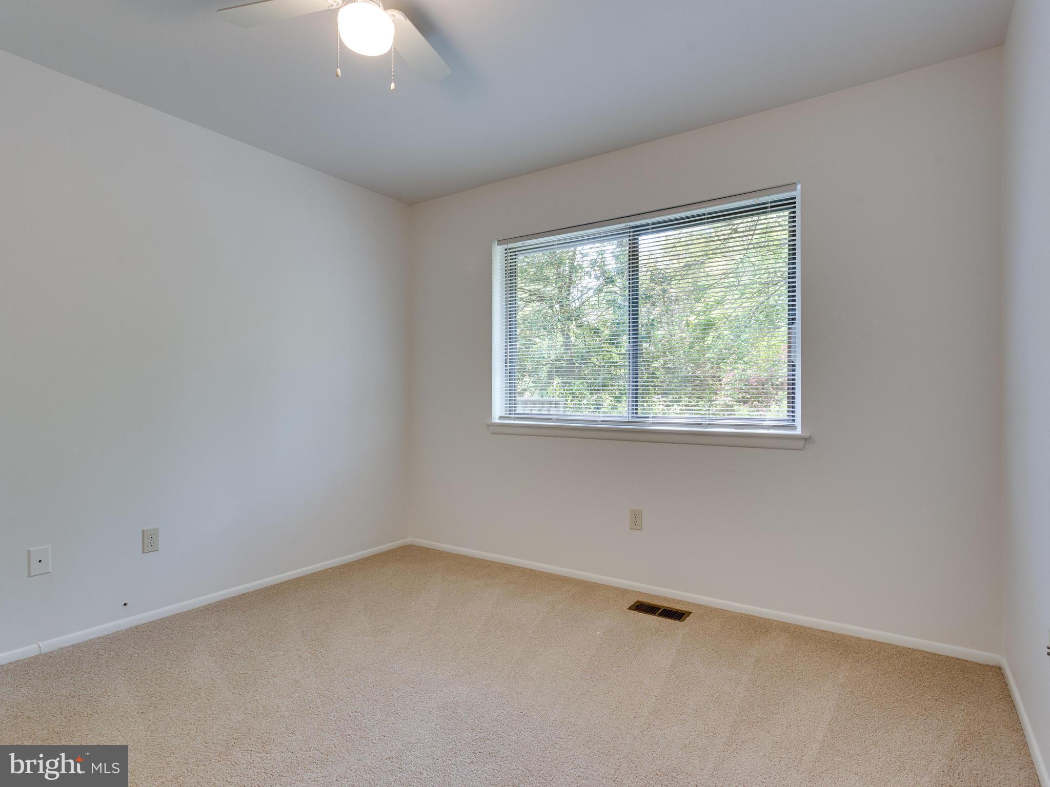 BENT TREE - Residential