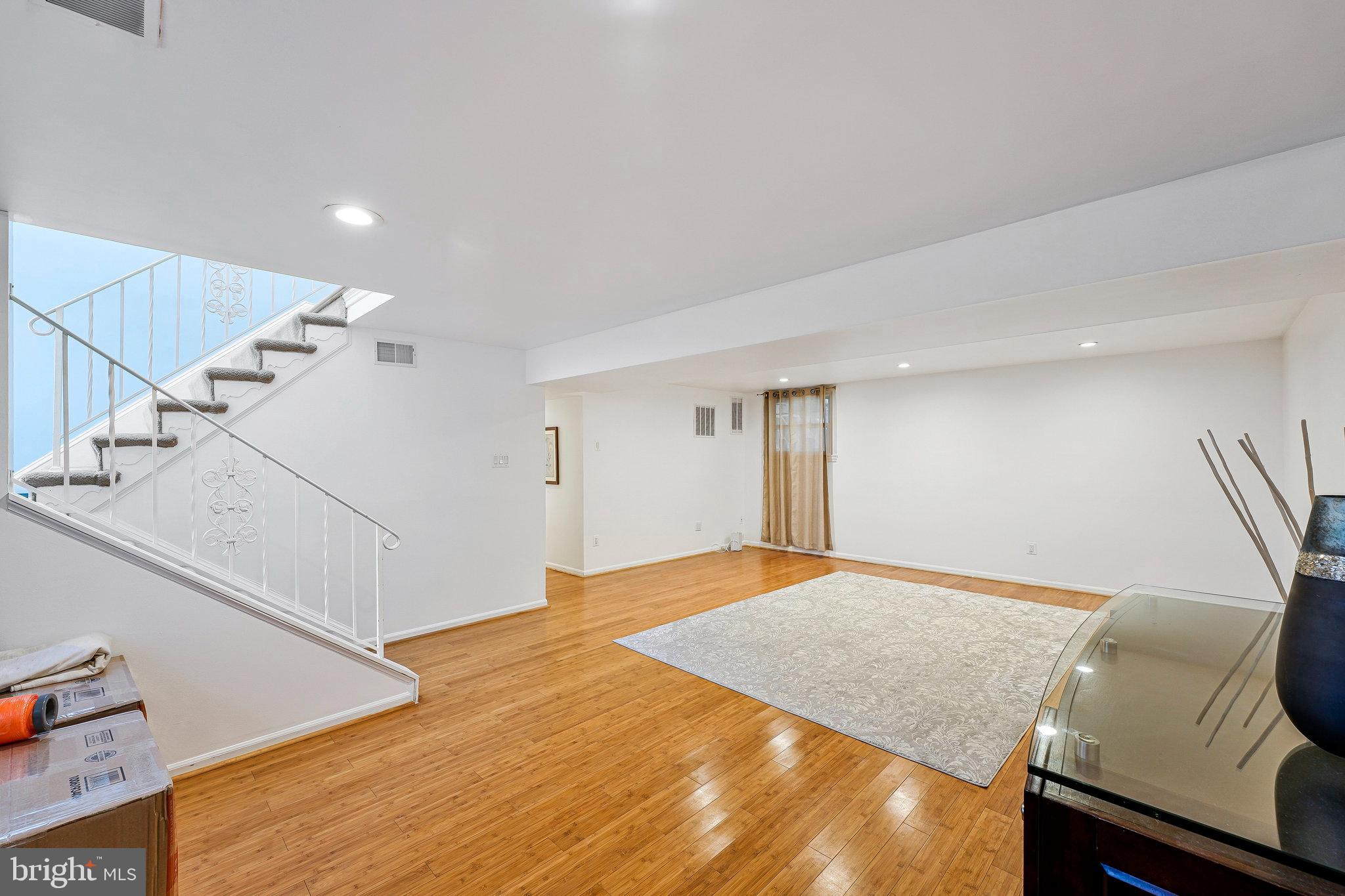 STERLING  PARK - Residential