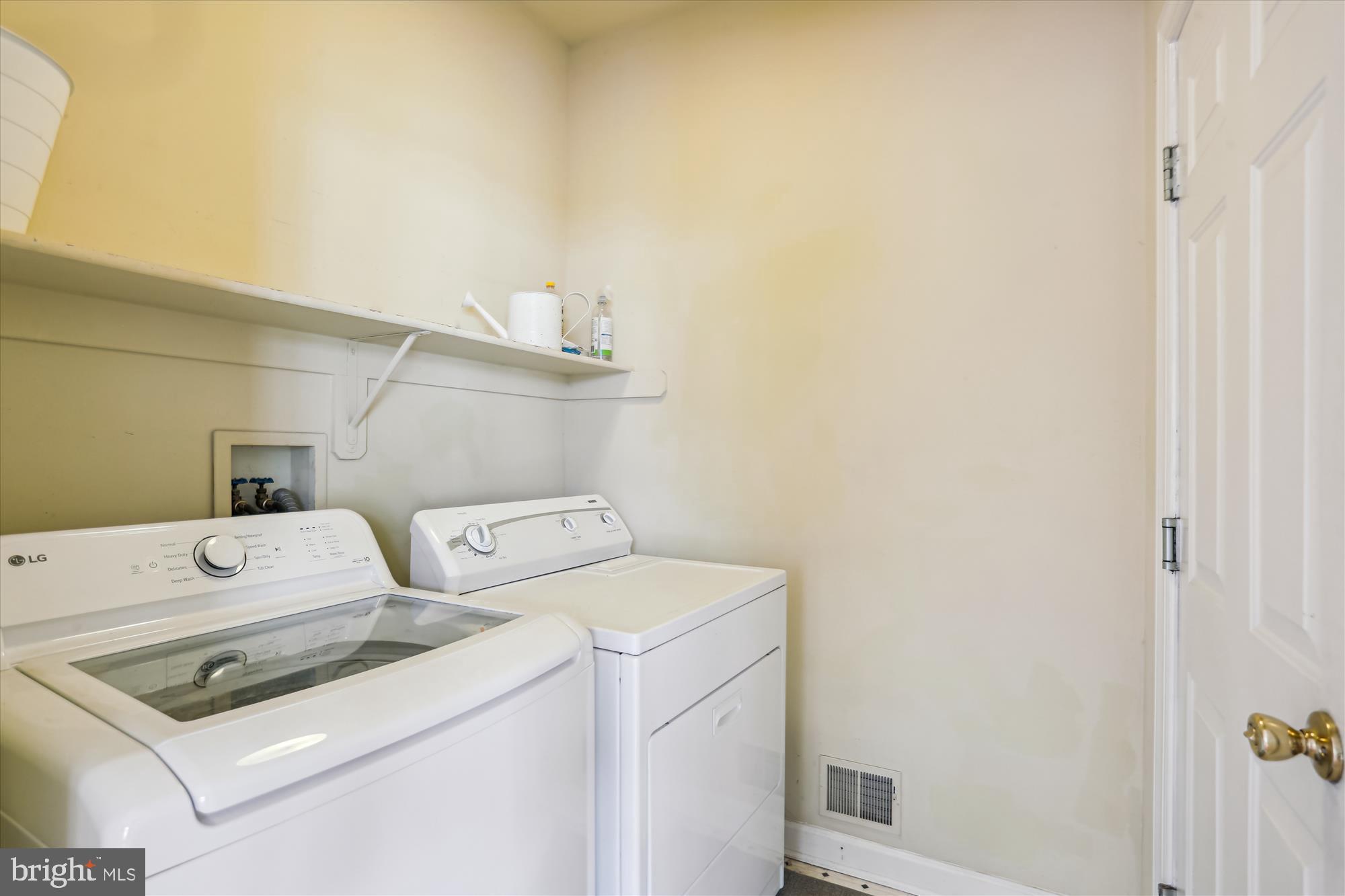 PINEY GLEN VILLAGE - Residential