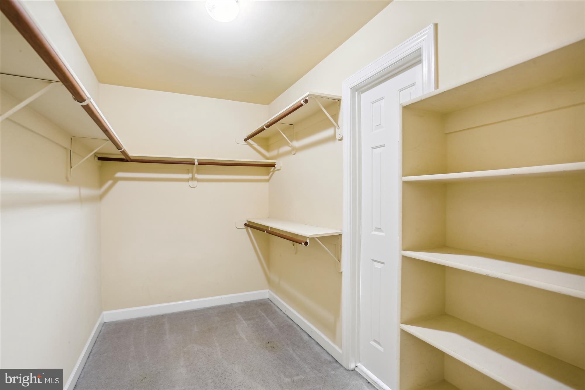 PINEY GLEN VILLAGE - Residential