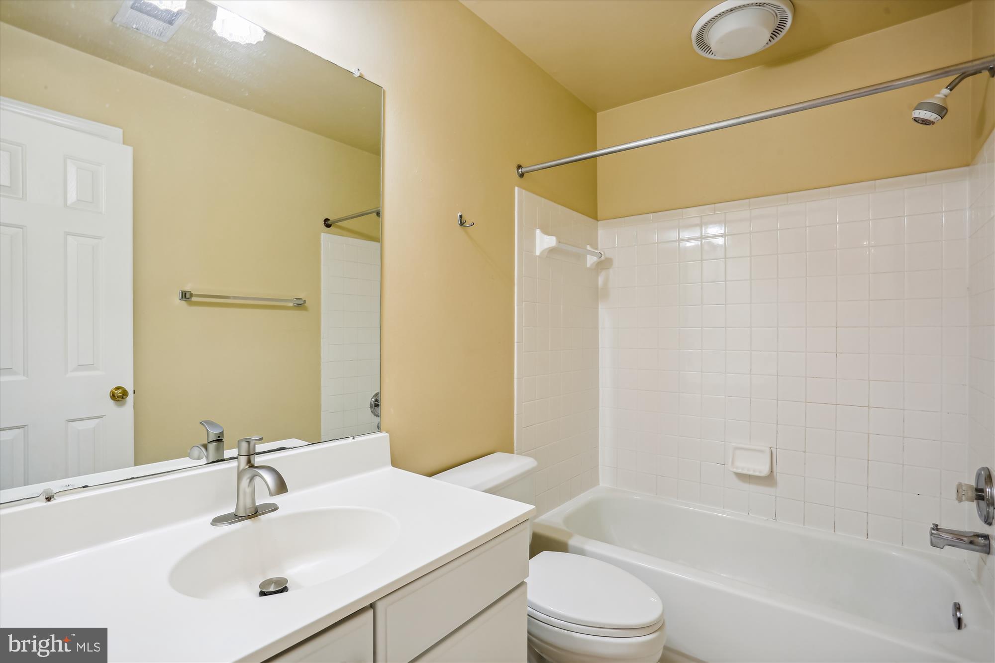 PINEY GLEN VILLAGE - Residential