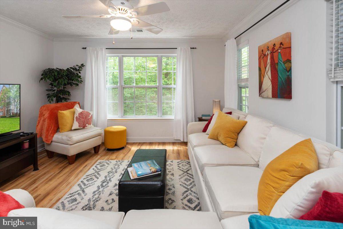 ADMIRAL REACH AT HARBOUR GATES - Residential