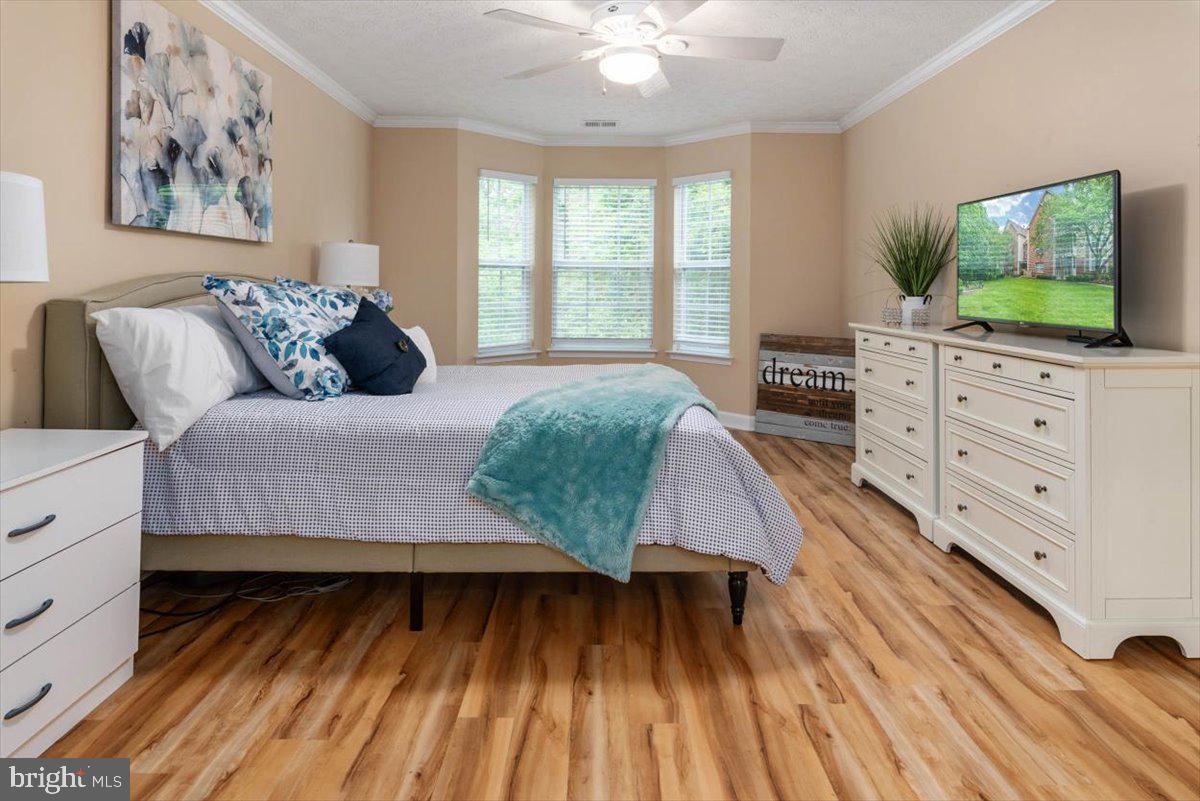 ADMIRAL REACH AT HARBOUR GATES - Residential