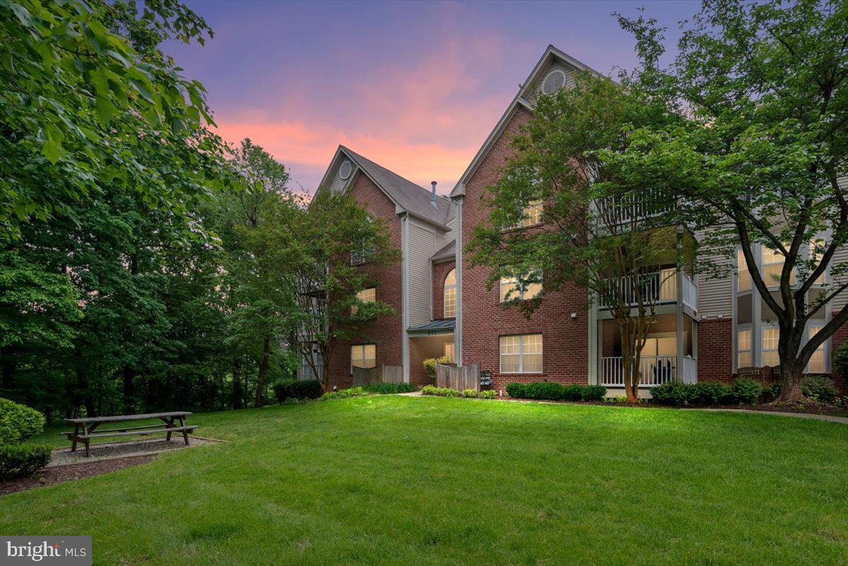 ADMIRAL REACH AT HARBOUR GATES - Residential