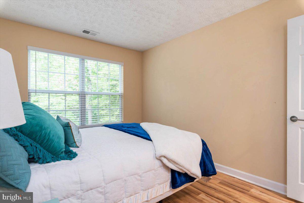 ADMIRAL REACH AT HARBOUR GATES - Residential