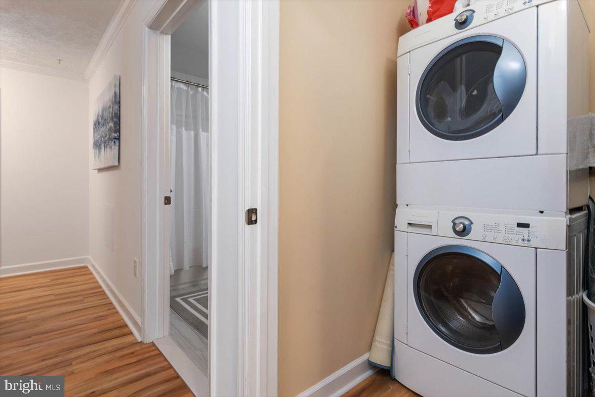 ADMIRAL REACH AT HARBOUR GATES - Residential