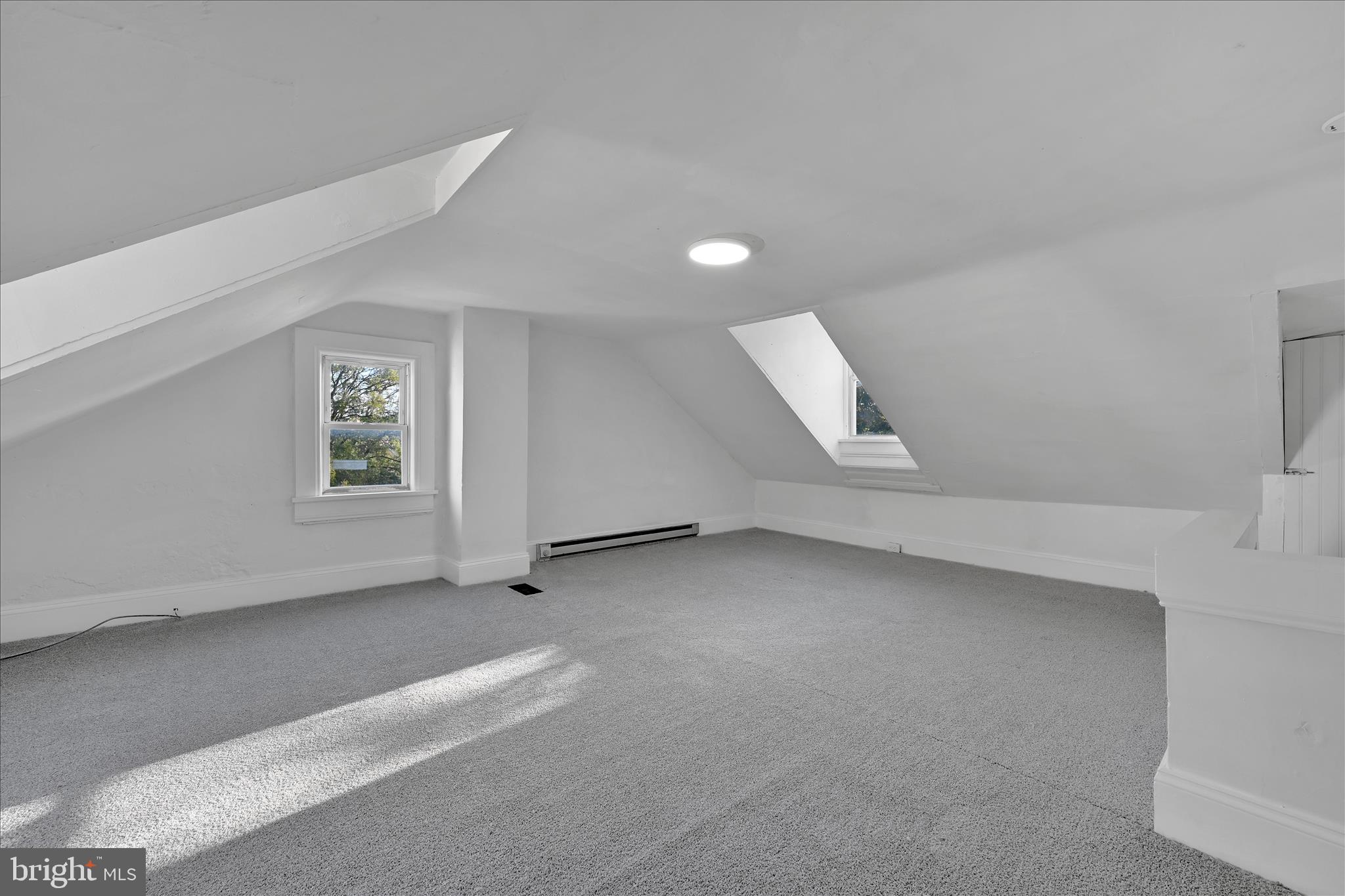 CABBAGE HILL - Residential