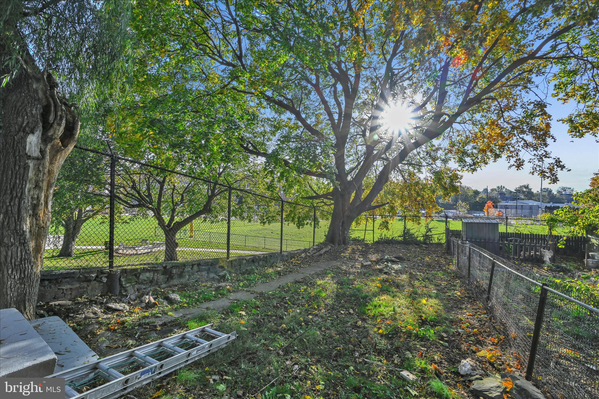 CABBAGE HILL - Residential
