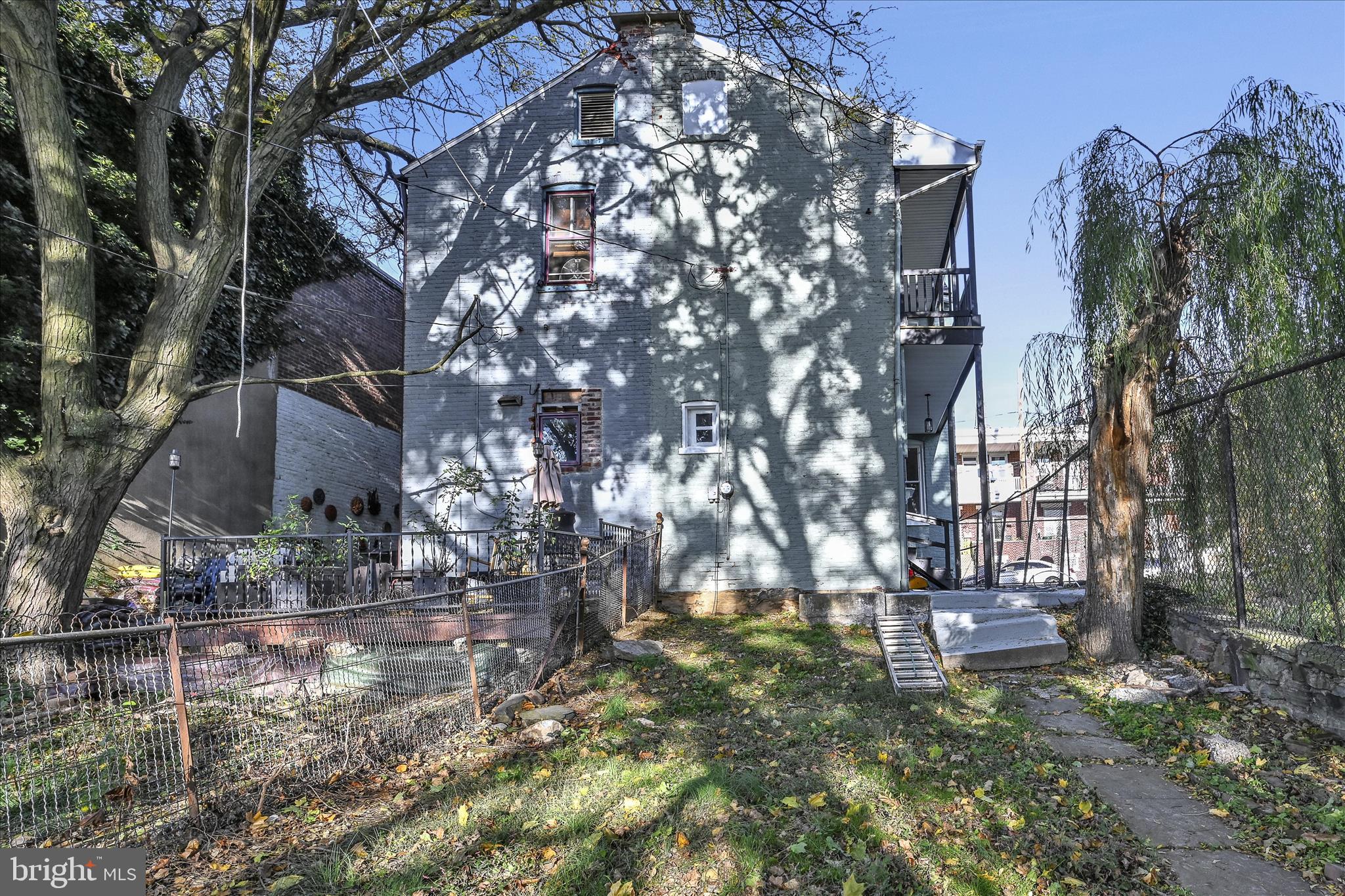 CABBAGE HILL - Residential