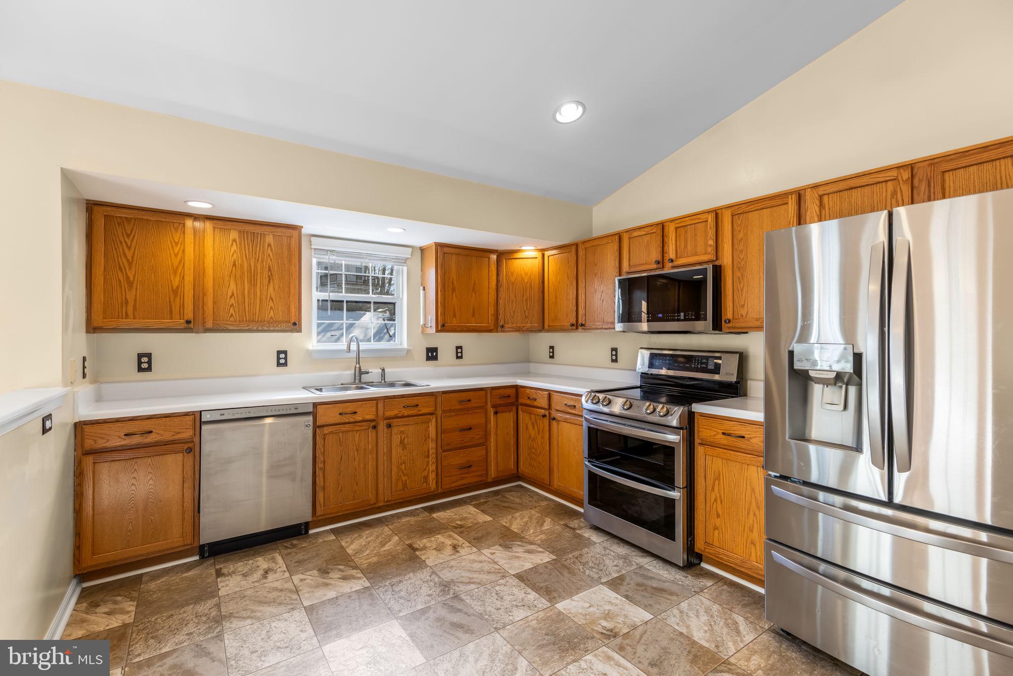 STONEBRIDGE AT WIDEWATER - Residential