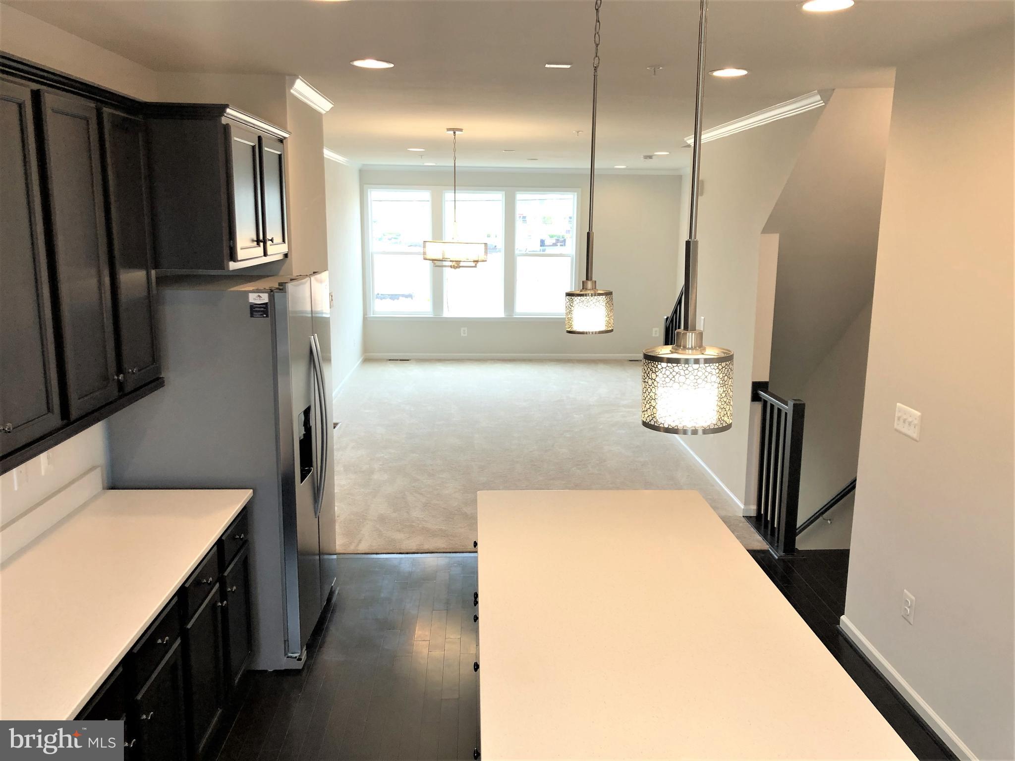 VISTA GARDENS - Residential