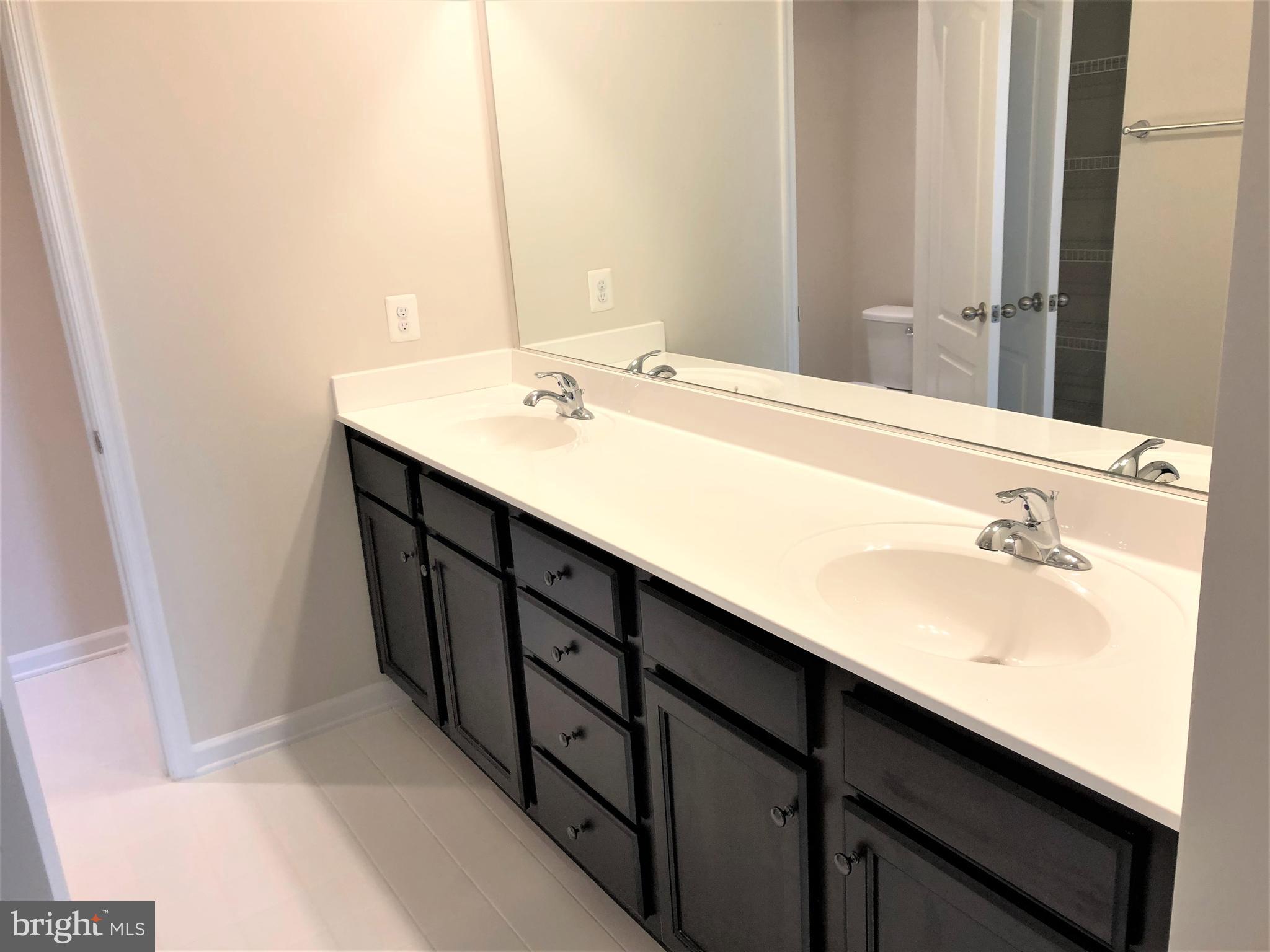 VISTA GARDENS - Residential