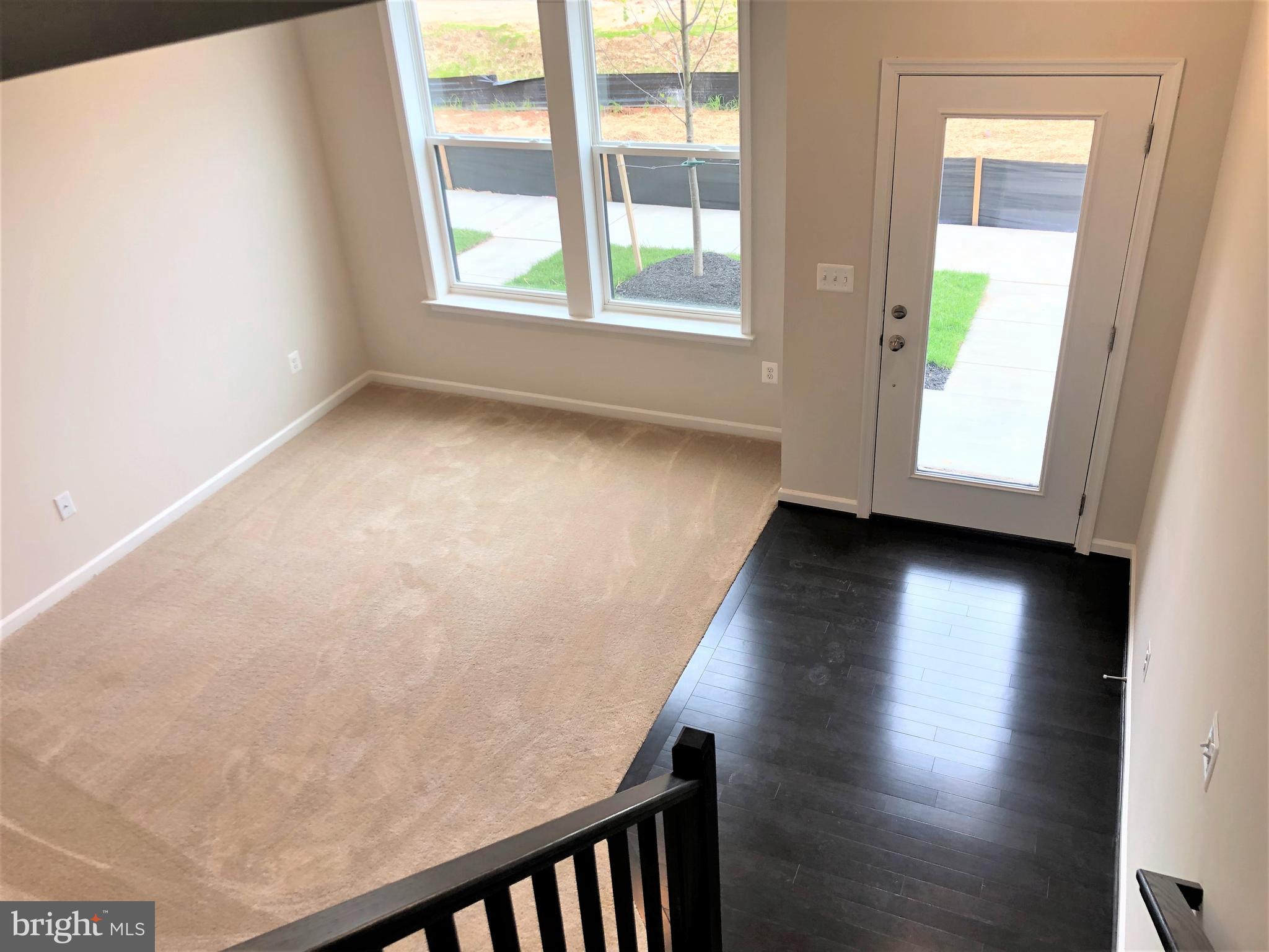 VISTA GARDENS - Residential