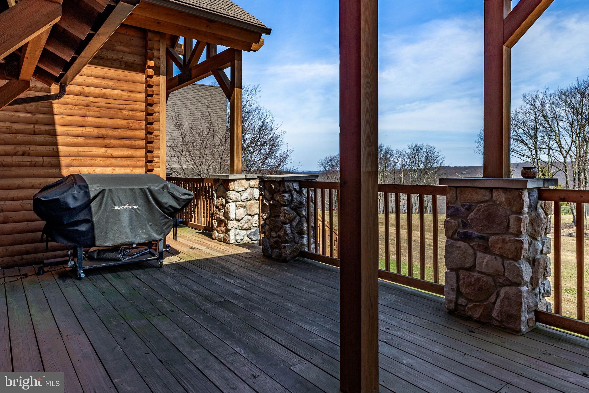 EAGLE ROCK RESORT - Residential