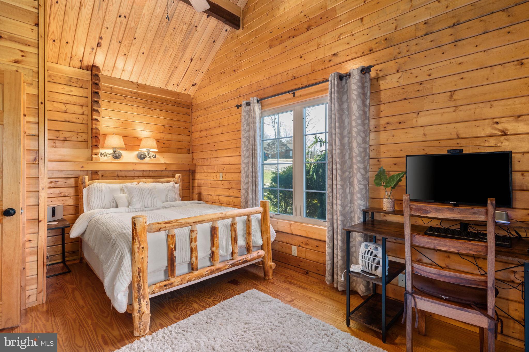 EAGLE ROCK RESORT - Residential