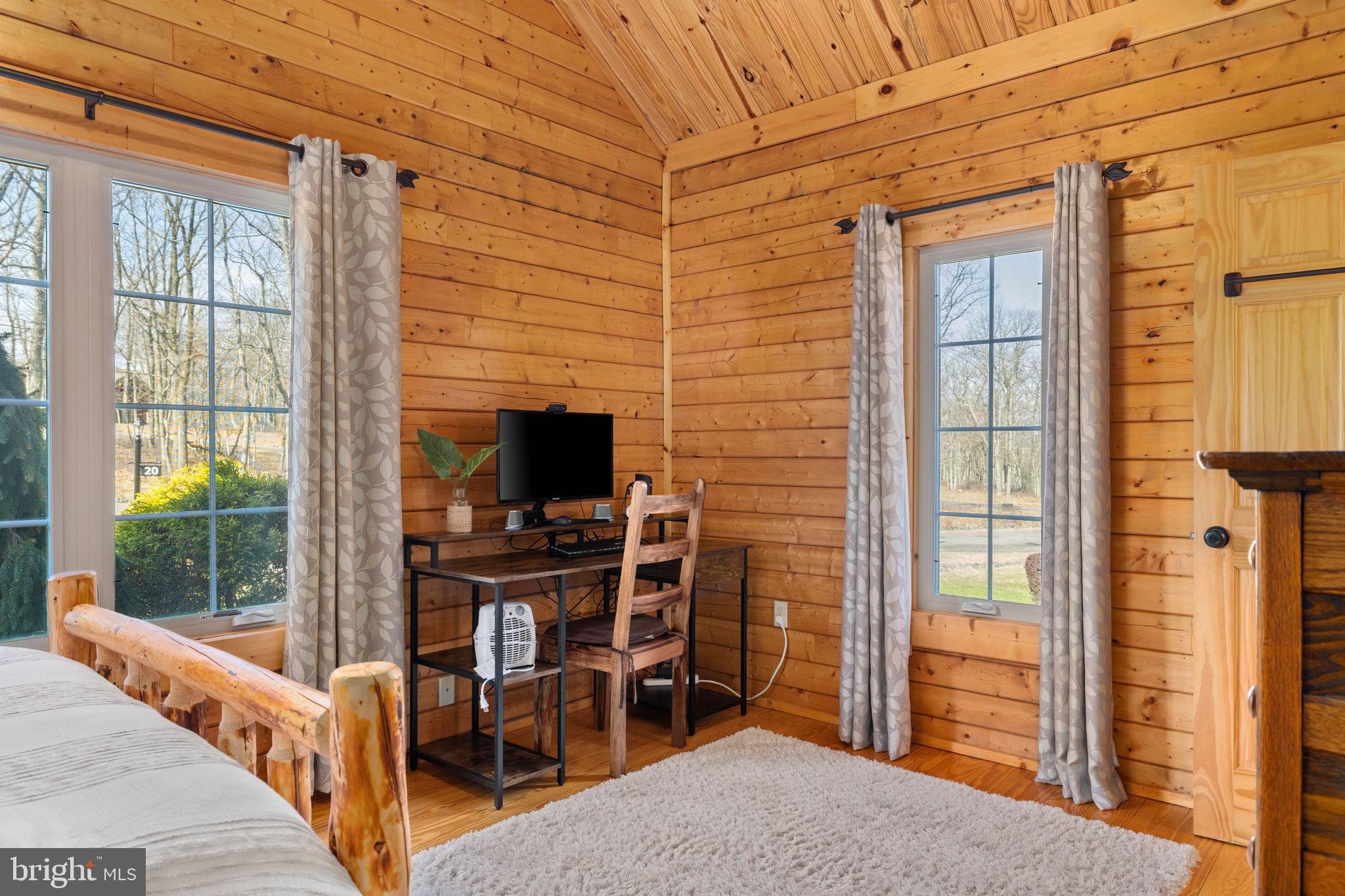 EAGLE ROCK RESORT - Residential