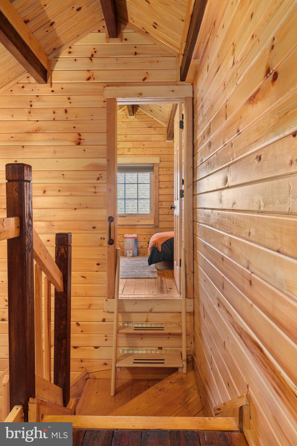 EAGLE ROCK RESORT - Residential