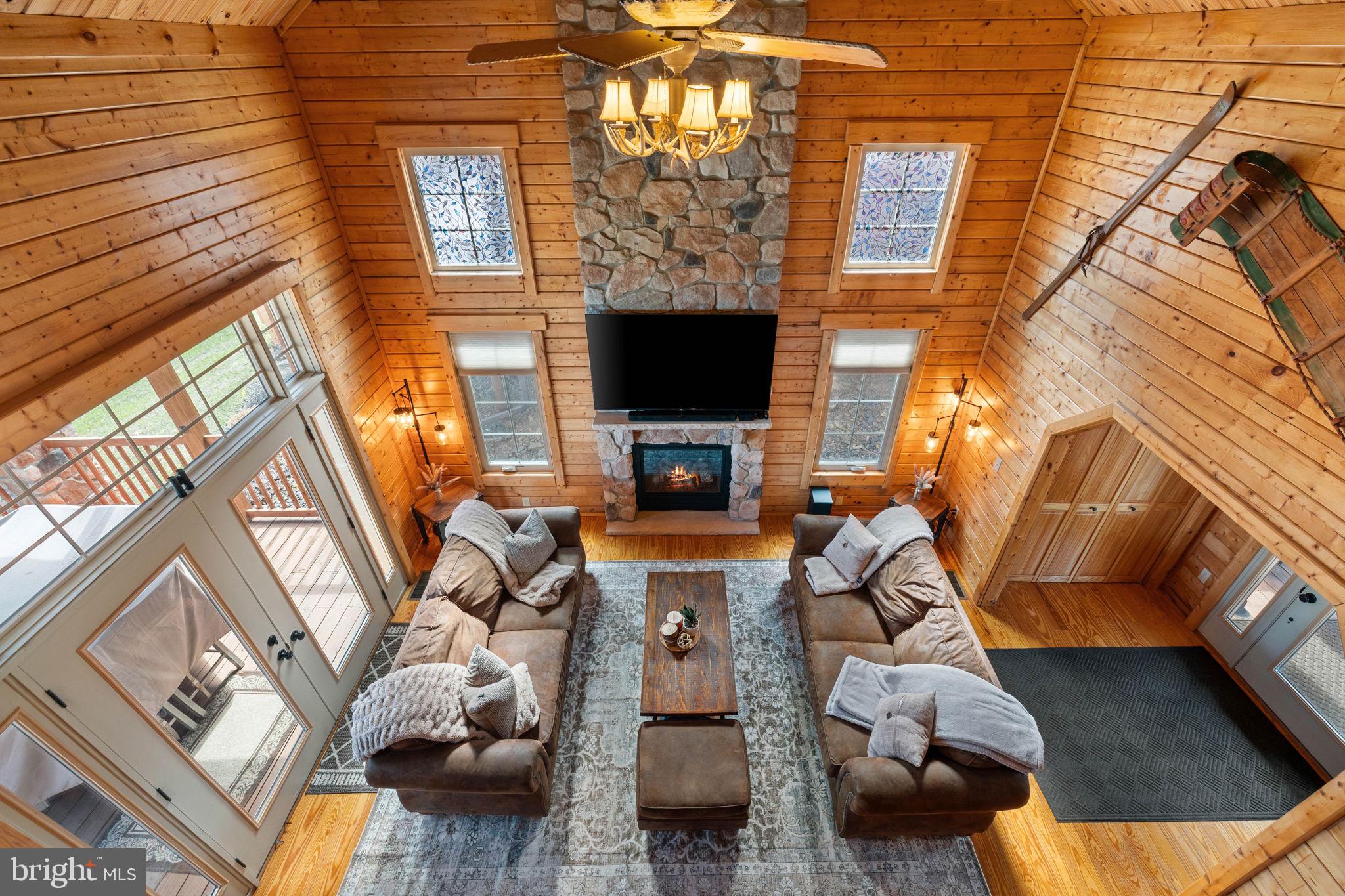 EAGLE ROCK RESORT - Residential