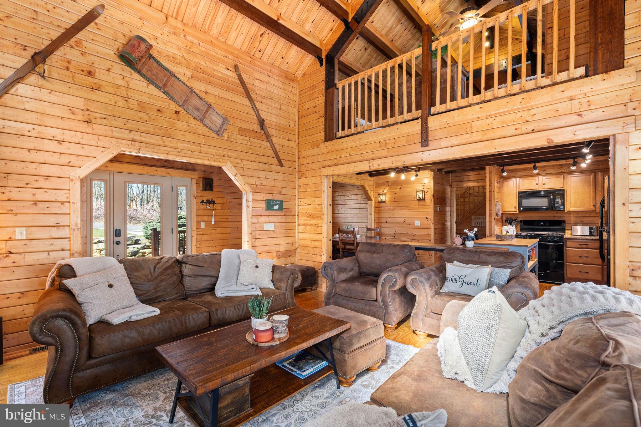 EAGLE ROCK RESORT - Residential