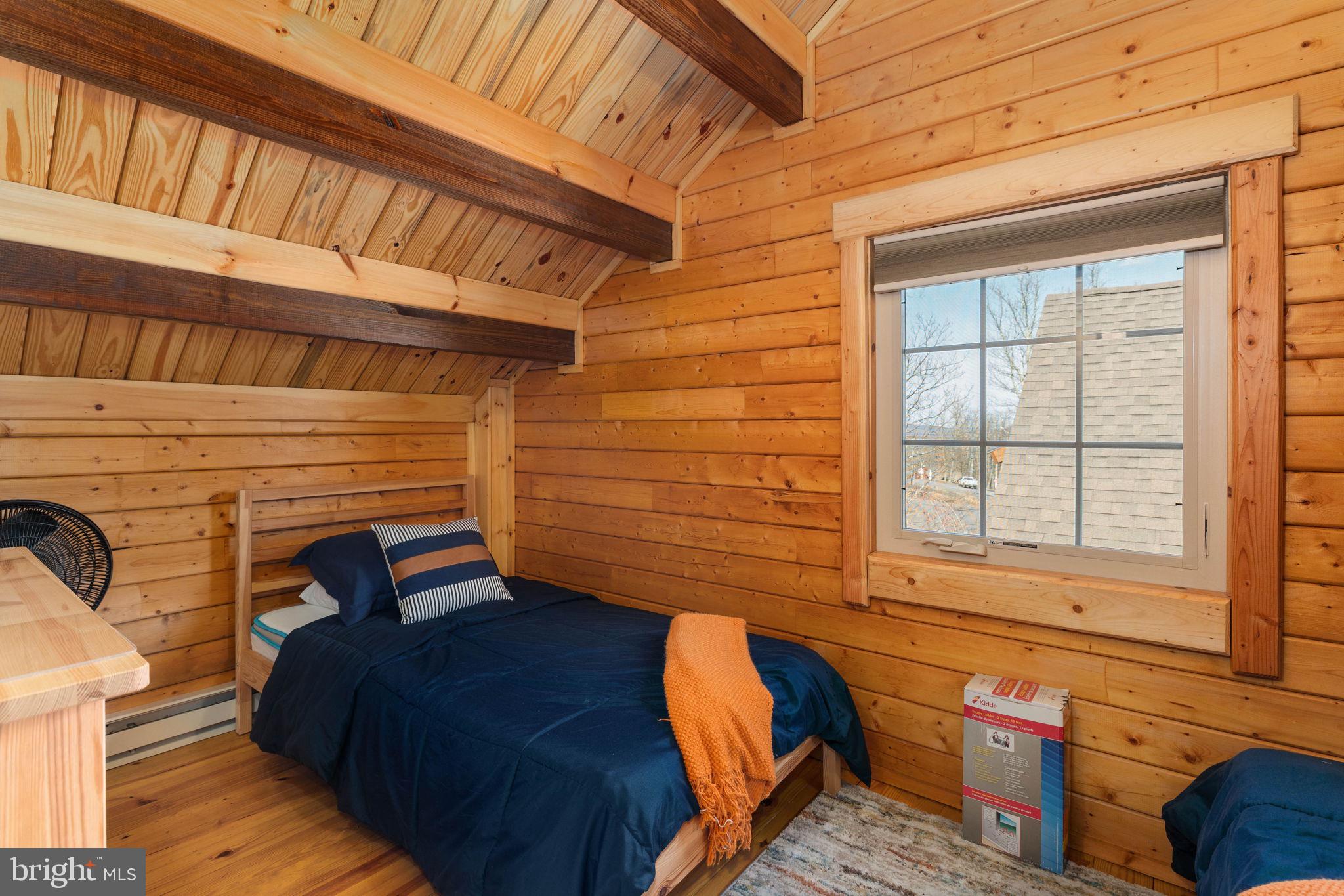 EAGLE ROCK RESORT - Residential