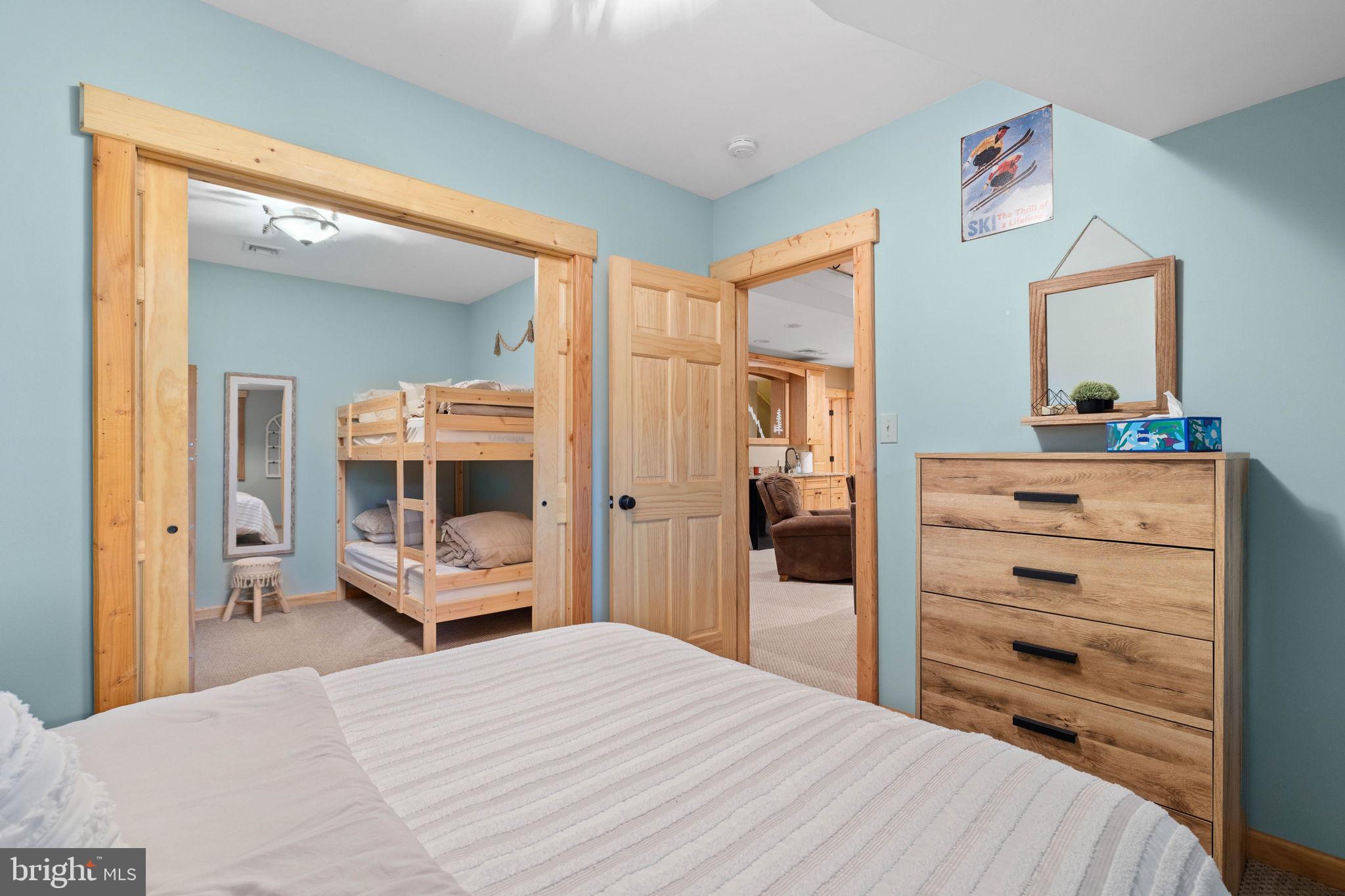 EAGLE ROCK RESORT - Residential