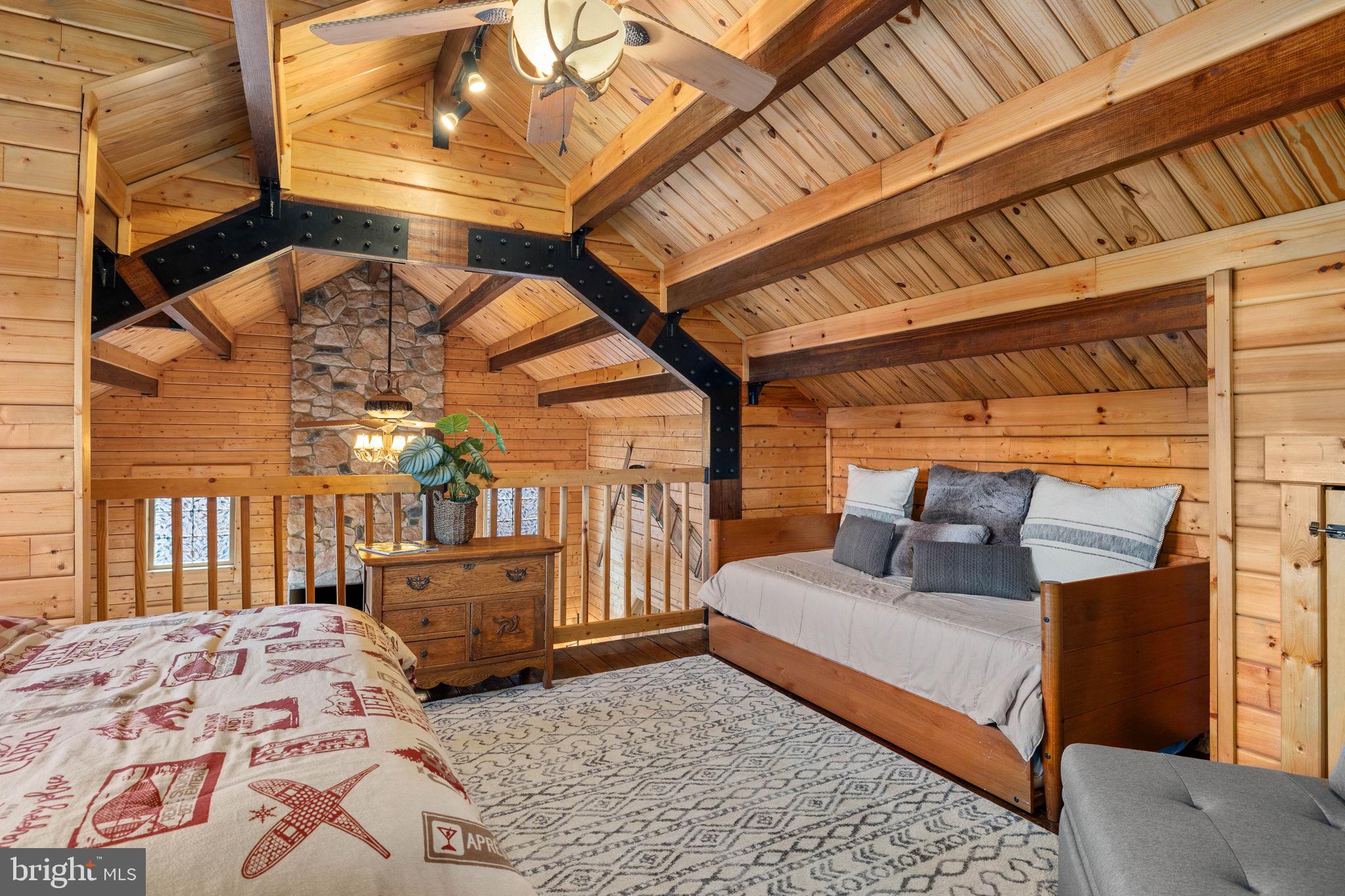 EAGLE ROCK RESORT - Residential