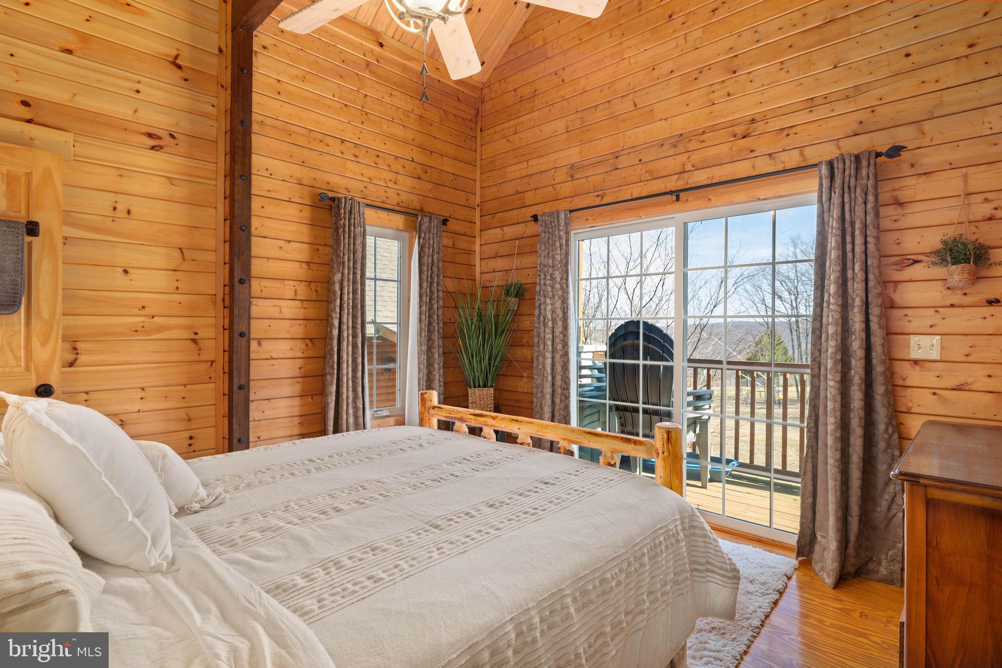 EAGLE ROCK RESORT - Residential