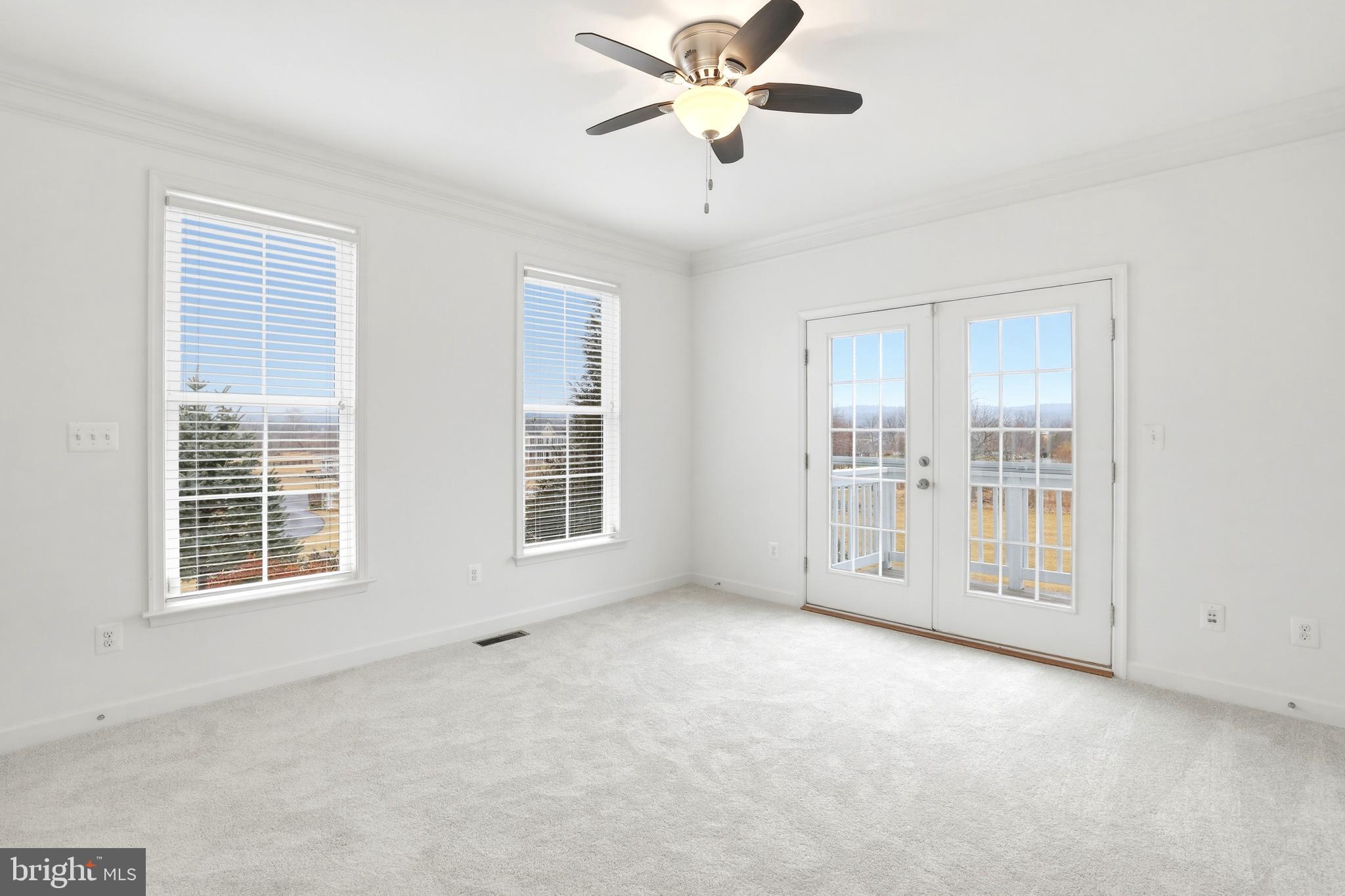 WALNUT GROVE - Residential