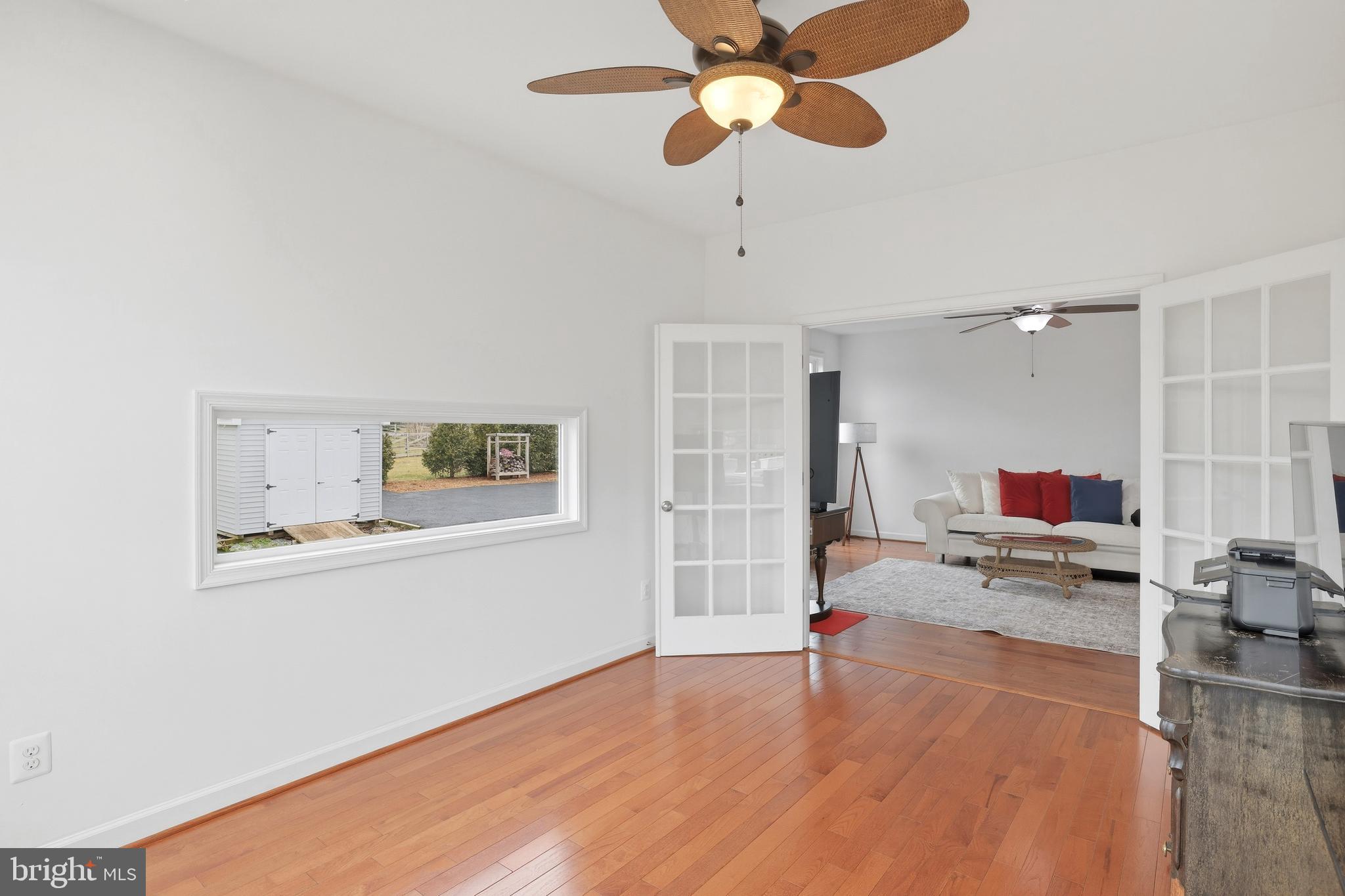 WALNUT GROVE - Residential