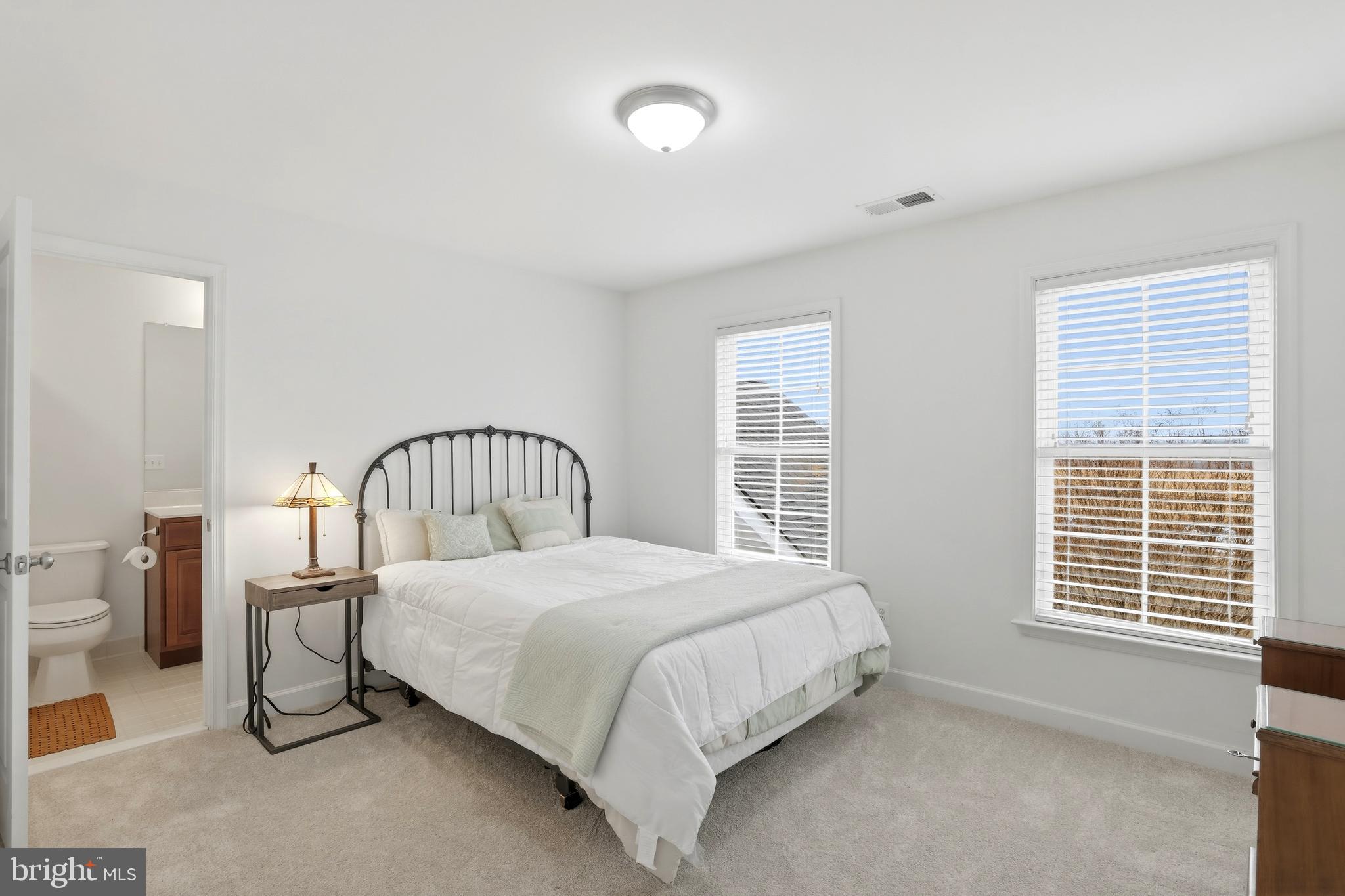 WALNUT GROVE - Residential