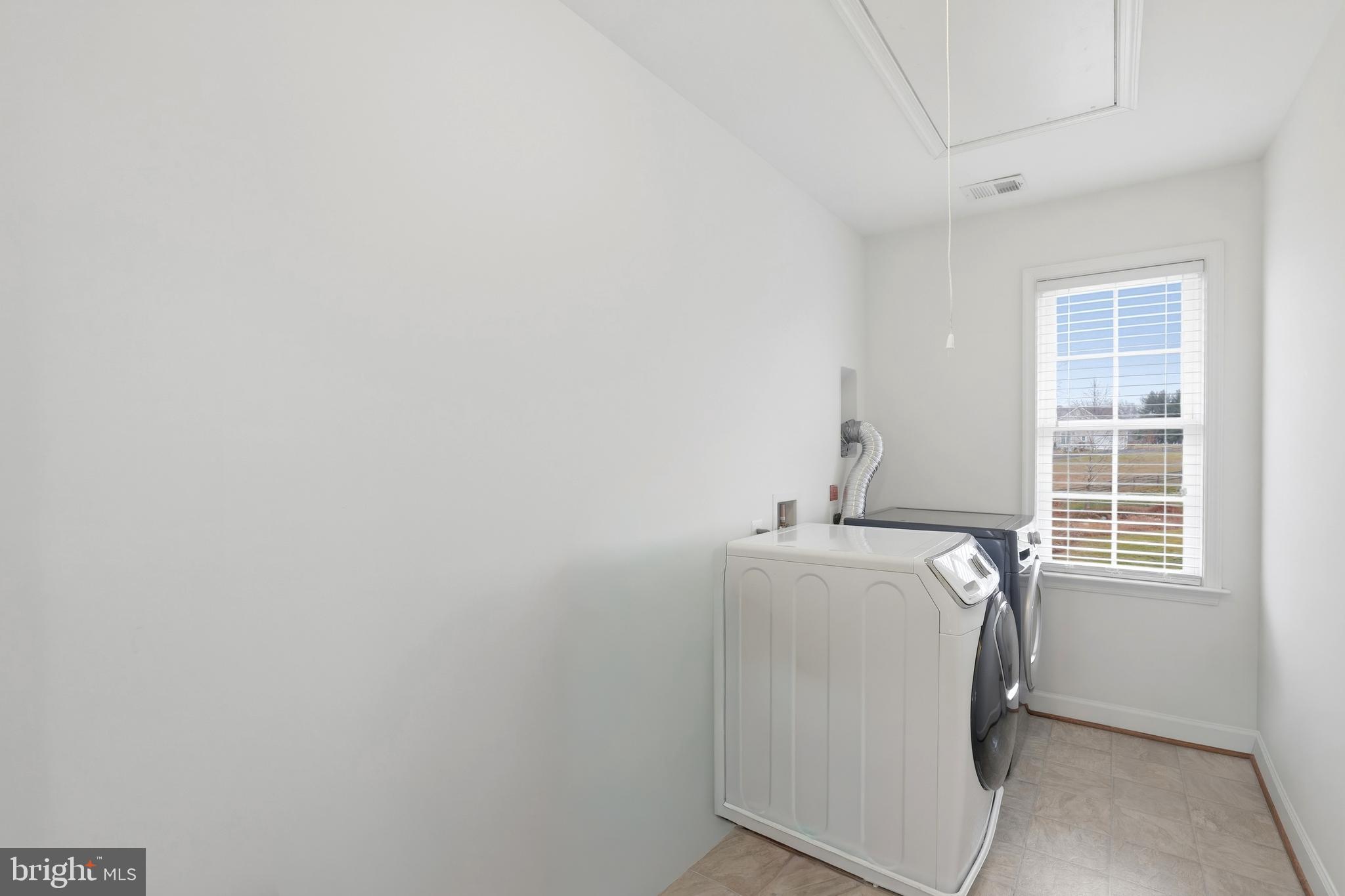 WALNUT GROVE - Residential