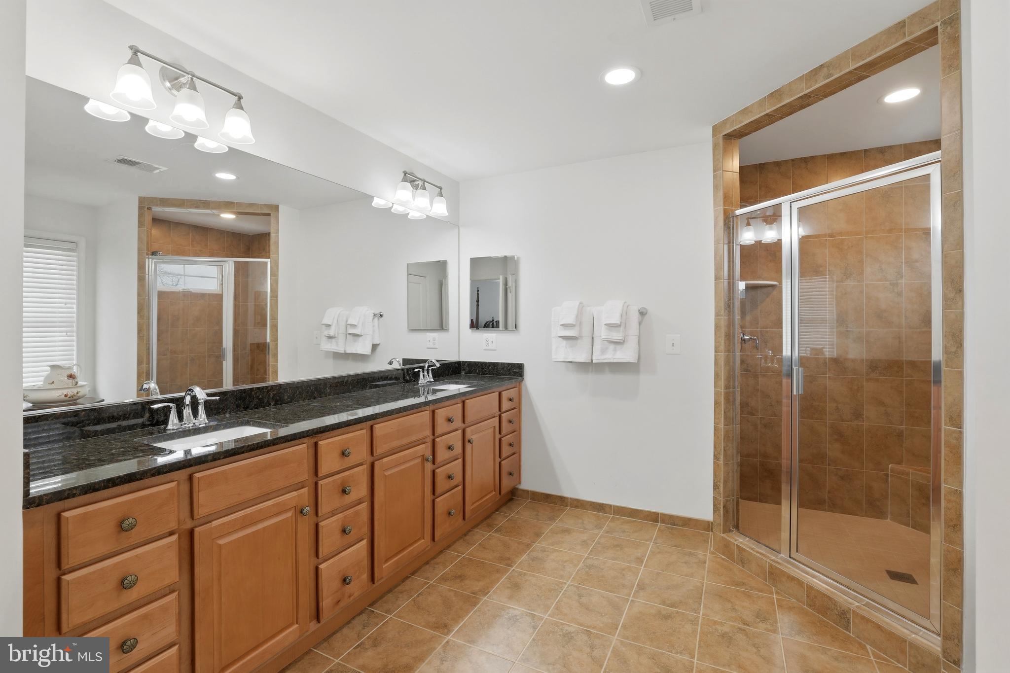 WALNUT GROVE - Residential