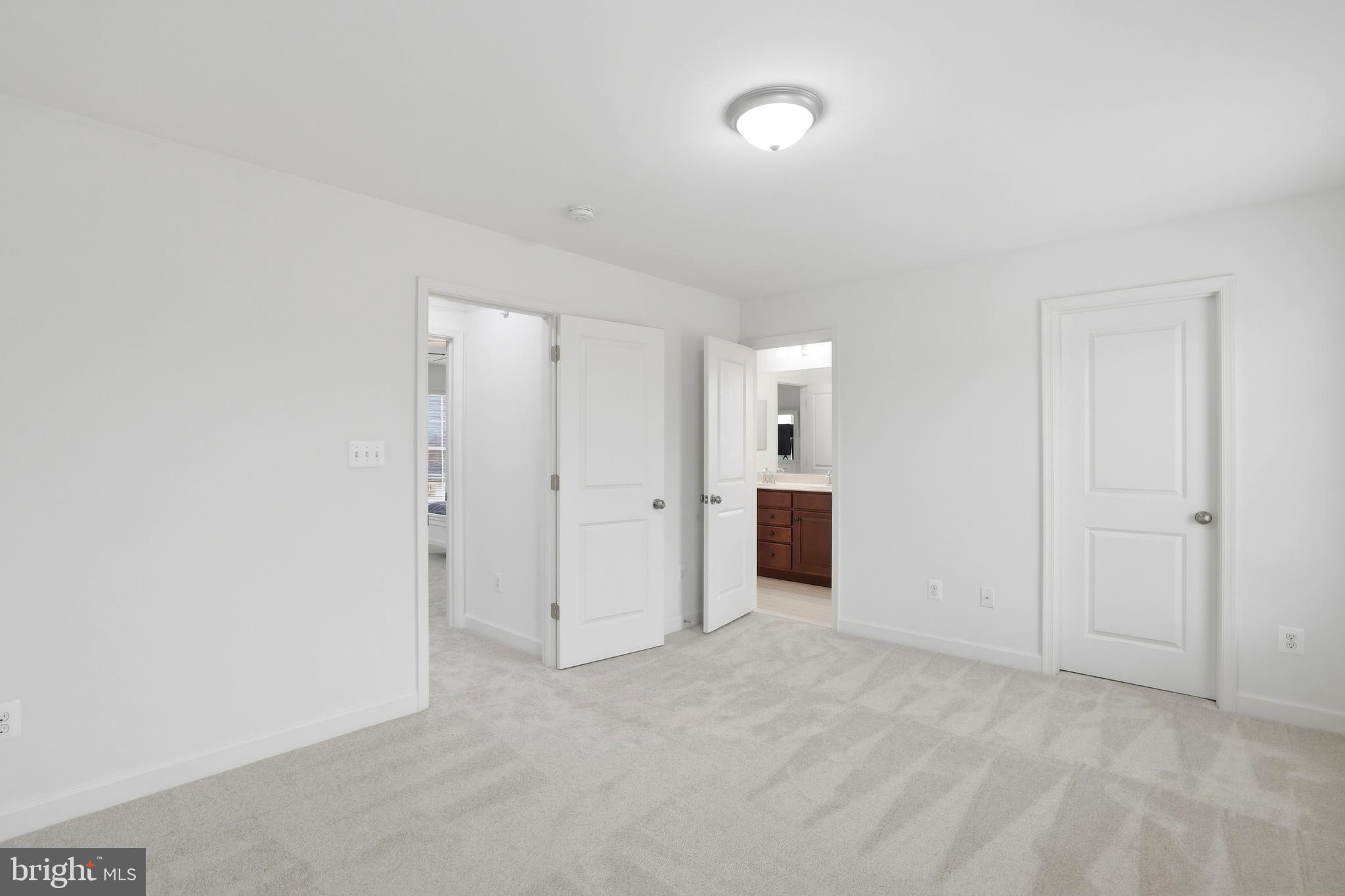 WALNUT GROVE - Residential