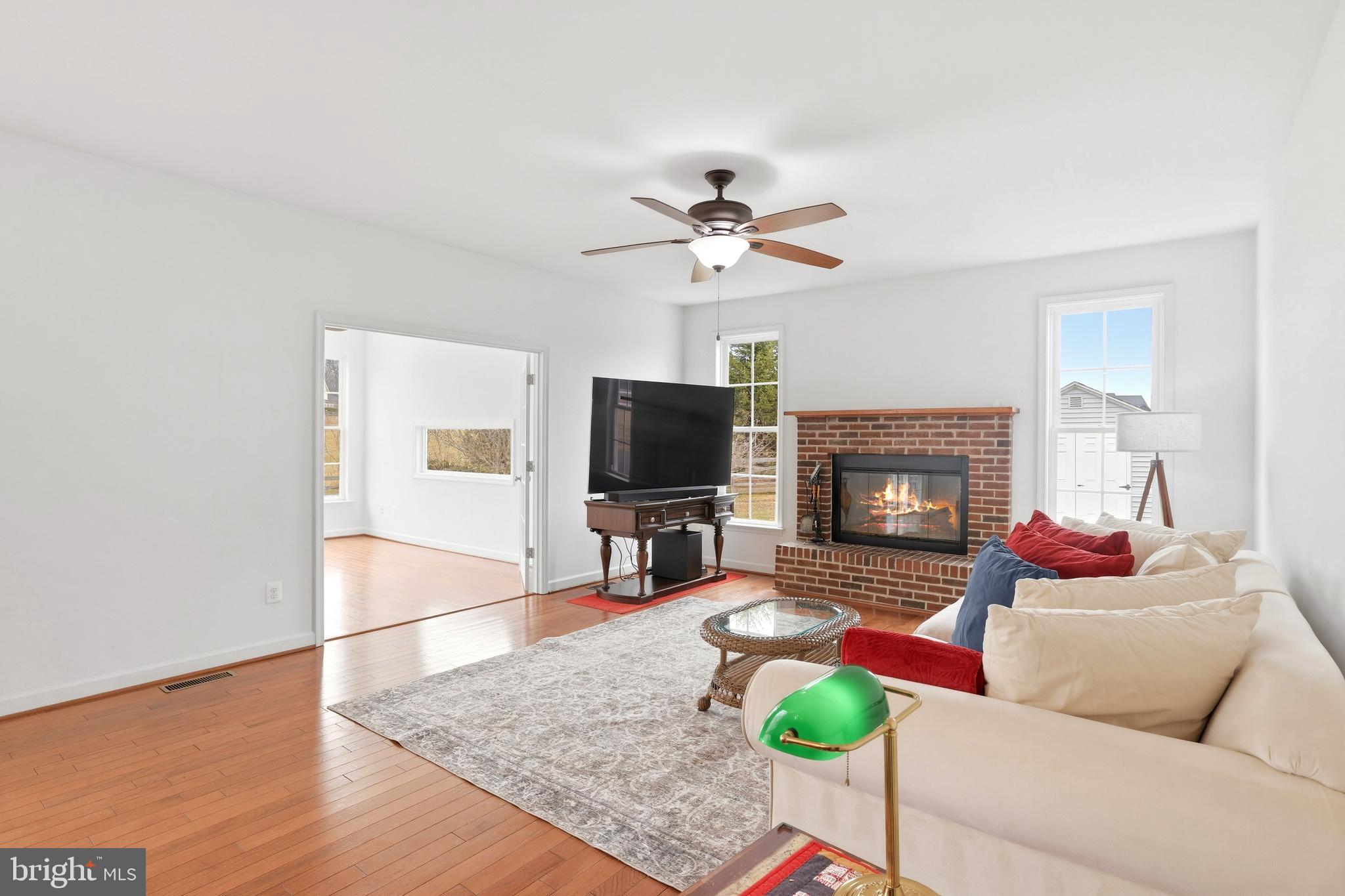 WALNUT GROVE - Residential