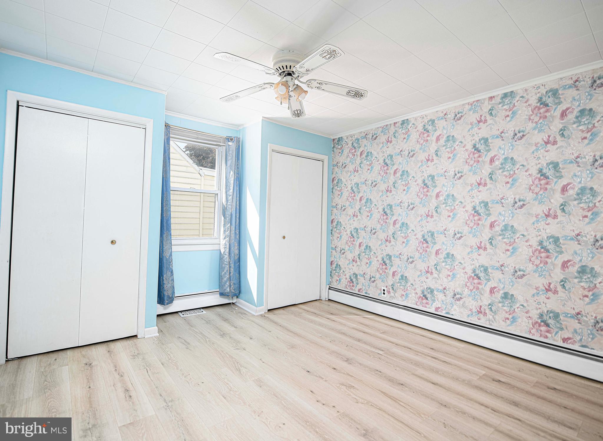 LOGAN VILLAGE - Residential