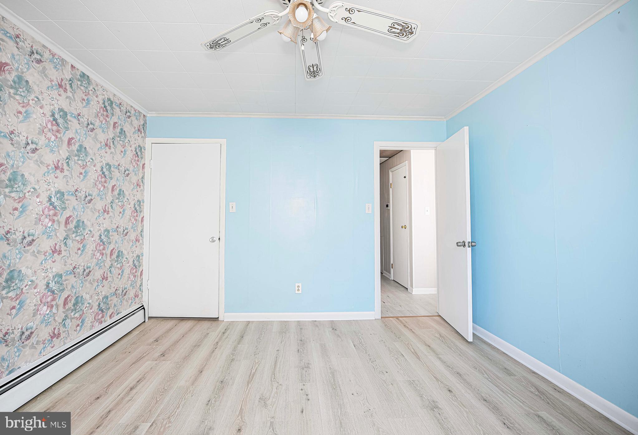 LOGAN VILLAGE - Residential