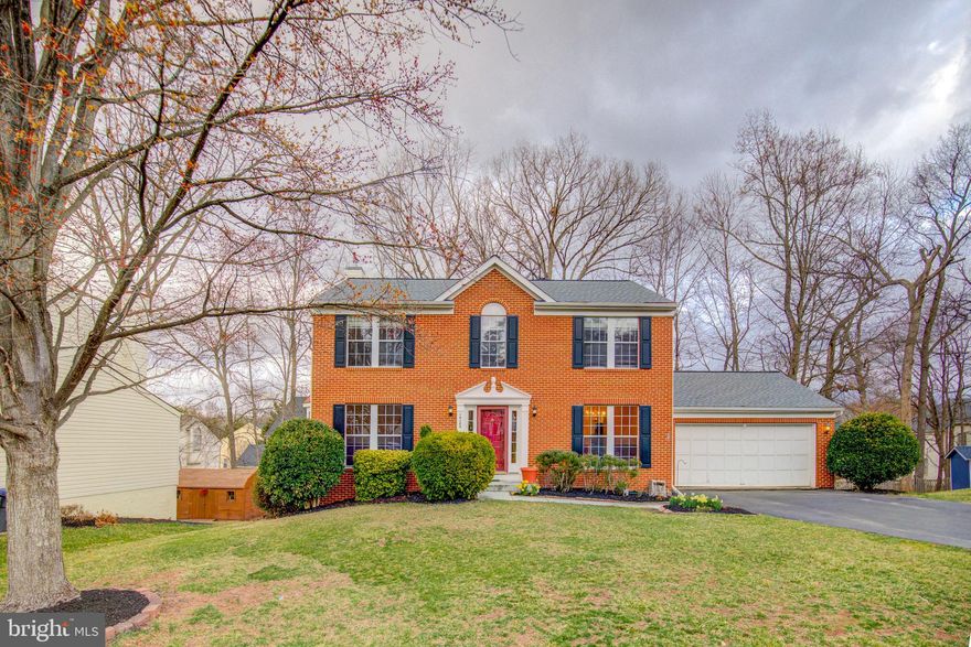 Beautiful custom brick front single-family home in a quiet cul-de-sac in the much sought after Compton Village in Centreville VA. This amazing property features 4 bedrooms and 3 1/2 baths with over 2,550 SF of finished living space.

The main level features gleaming hardwood floors, living room, formal dining room, half bath, open floor plan, family room with gas fireplace, deck off of the family room and breakfast area with bay window.

The completely remodeled kitchen is beautiful, with an abundance of white cabinetry, quartz countertops, charming backsplash, gourmet island, stainless steel appliances and exhaust fan over the gas stove. 

Second level features 4 beds including a primary bedroom. The primary bedroom features dual sink vanity, glass door shower with bath and a large sized walk-in closet. The remaining 3 bedrooms are spacious, well-lit and each with ceiling fans. They share a full hallway bath. 

The finished basement is perfect for entertaining and recreation with a full bath. The basement has an unfinished storage area with laundry.

Backyard features a fenced in area off the walkout basement which is perfect for your family pets.

Additional Improvements: New paint, refinished hardwood floors and Spring landscaping 2025, roof & cutter guards 2024 and A/C 2018. 

This home is located in a fantastic community with outstanding amenities. Residents enjoy access to a beautiful pool, clubhouse, playground, tennis courts, tot lots and a scenic walking path that encircles a peaceful pond. 

Centrally located for easy commuting close to Route 28, Route 29, Route 66, Fairfax County parkway, VRE Manassas Station, Fairfax Connector bus stops, and the Stone Road commuter lot. Lots of shopping and restaurants are nearby in the Fair Lakes, Fair Oaks, Centreville, and Chantilly areas highlighted by Fair Lakes Shopping Center, Fair Oaks Mall, Wegmans and Trader Joe's. 

This house is Move in Ready! Schedule your appointment today.

Listing Includes: Google Maps Video.