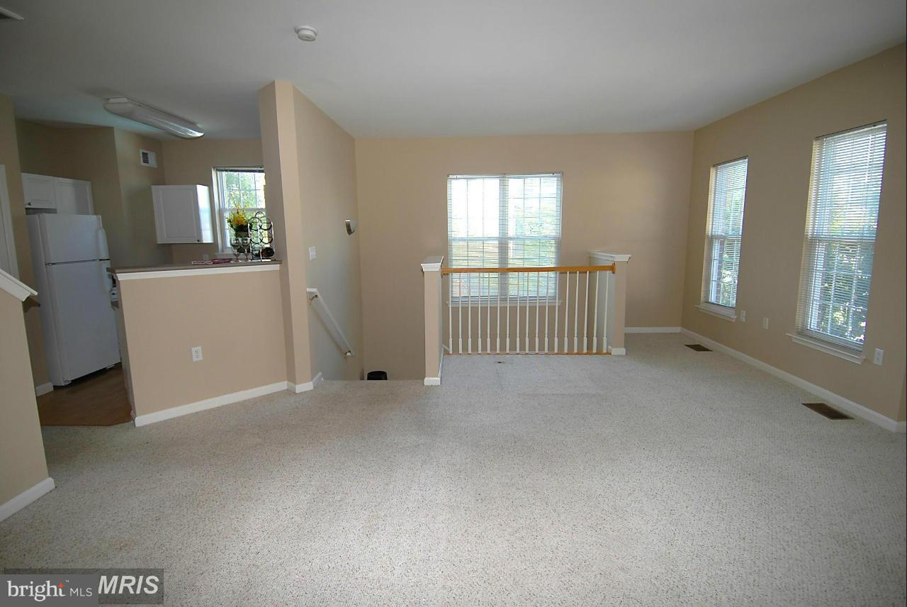 HIGH POINTE AT JEFFERSON PARK - Residential Lease