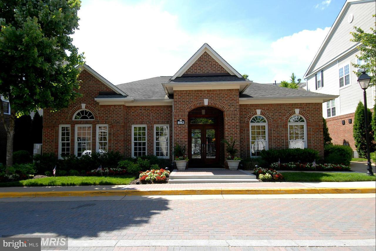 HIGH POINTE AT JEFFERSON PARK - Residential Lease