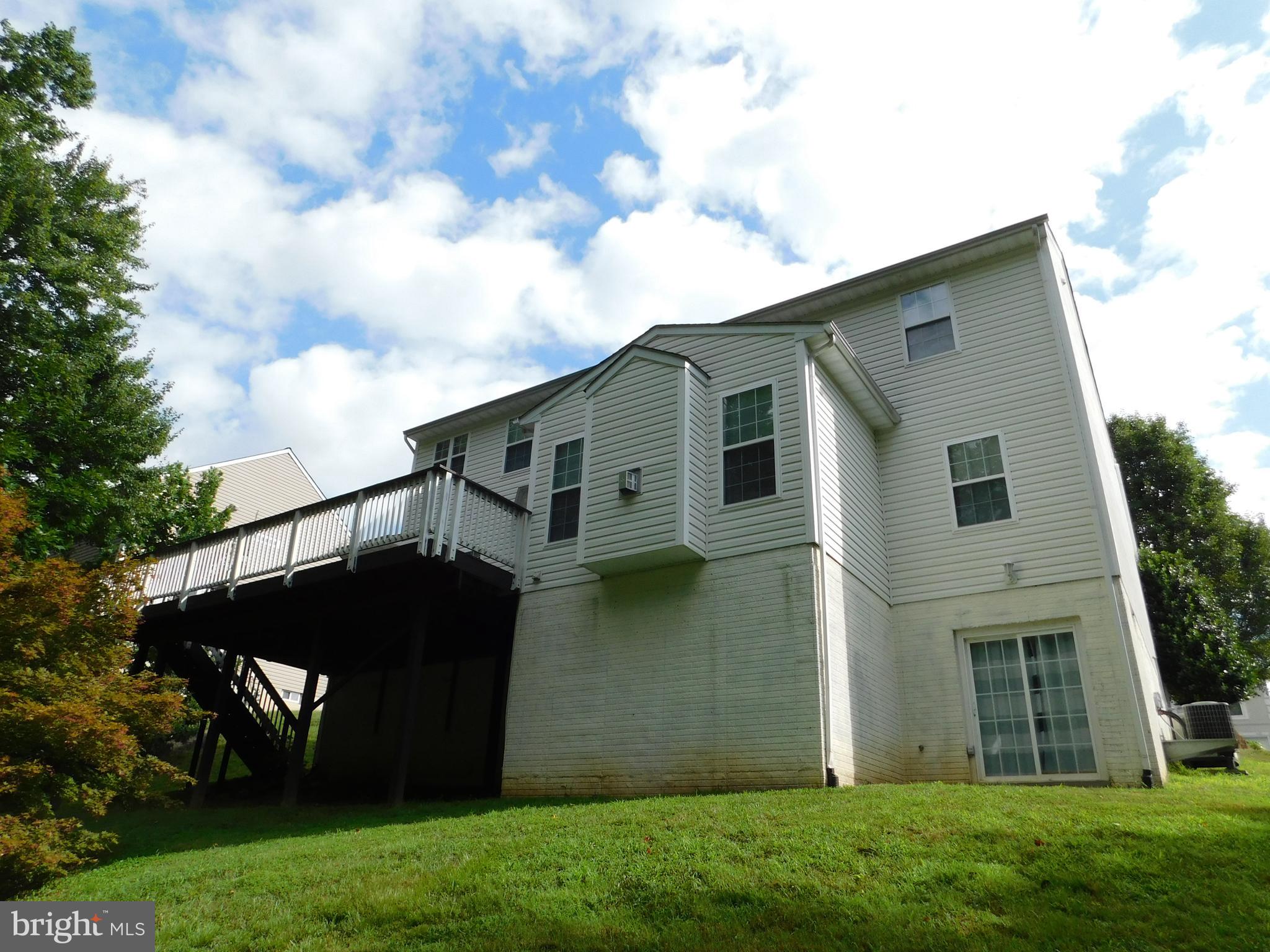 CROWN GRANT - Residential Lease