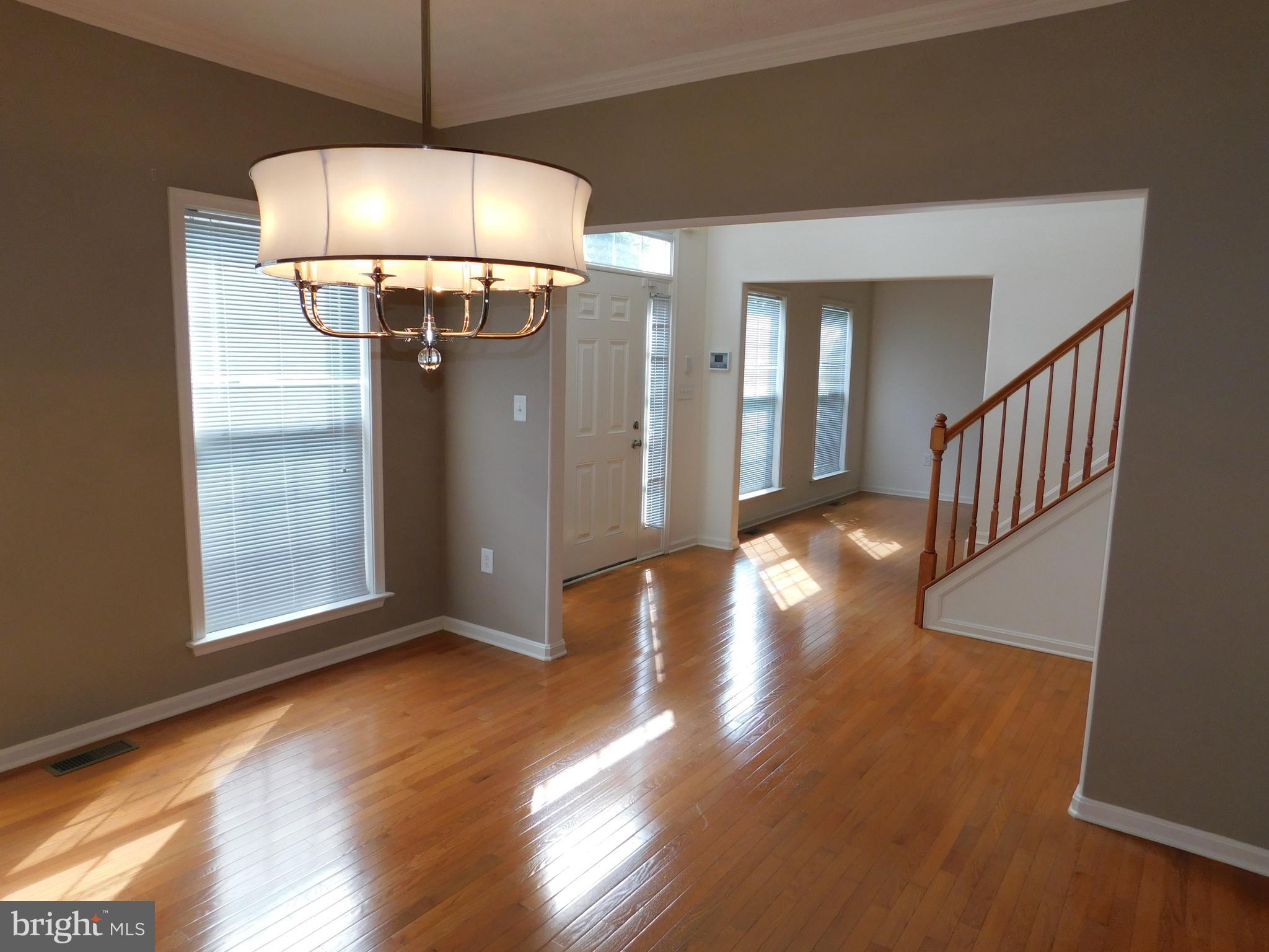 CROWN GRANT - Residential Lease