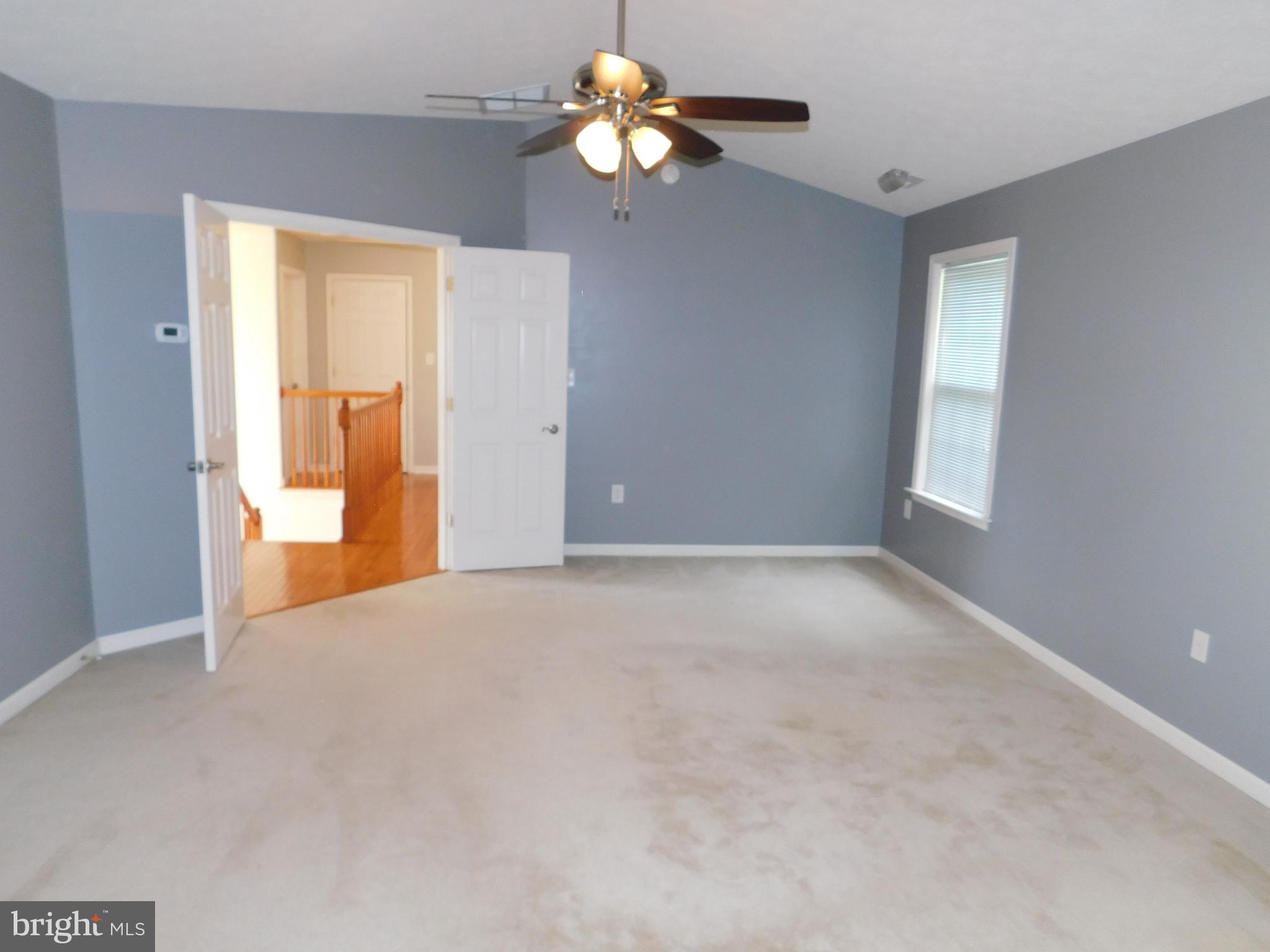 CROWN GRANT - Residential Lease