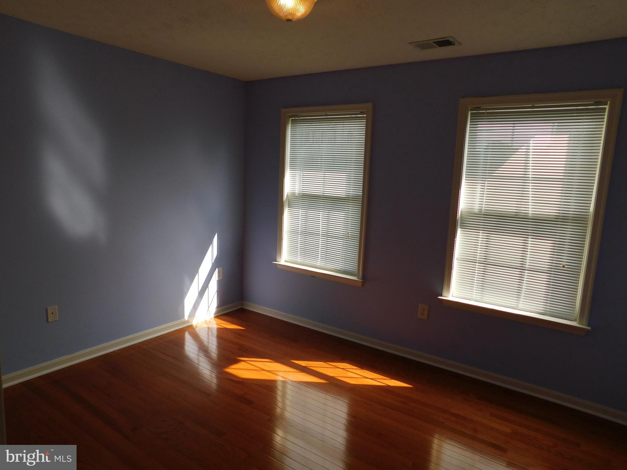 CROWN GRANT - Residential Lease