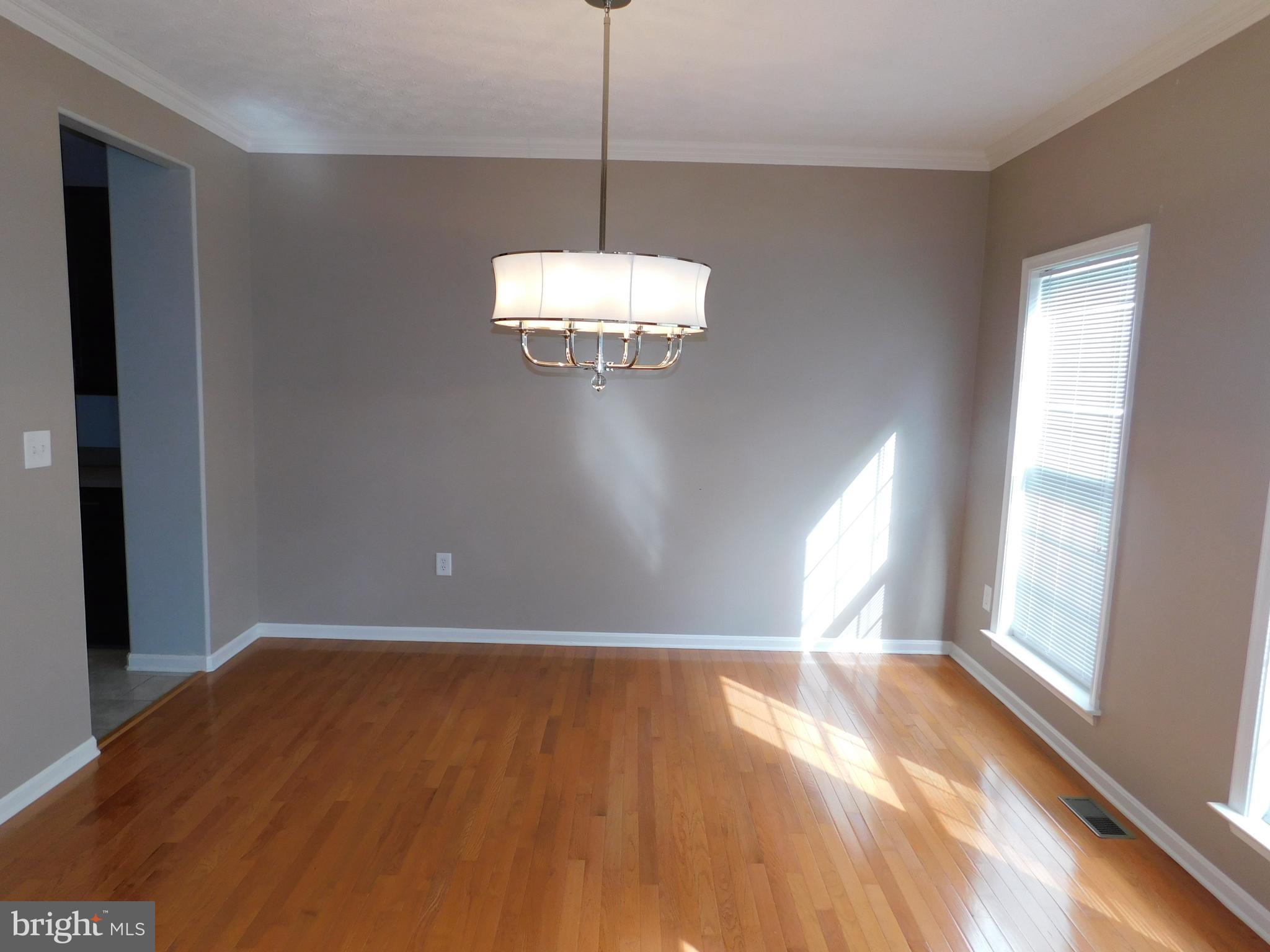 CROWN GRANT - Residential Lease