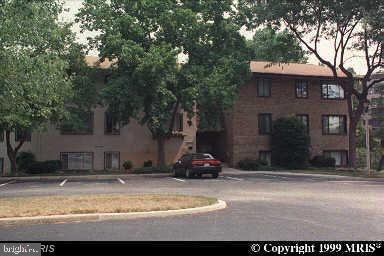10087 WINDSTREAM DRIVE 4