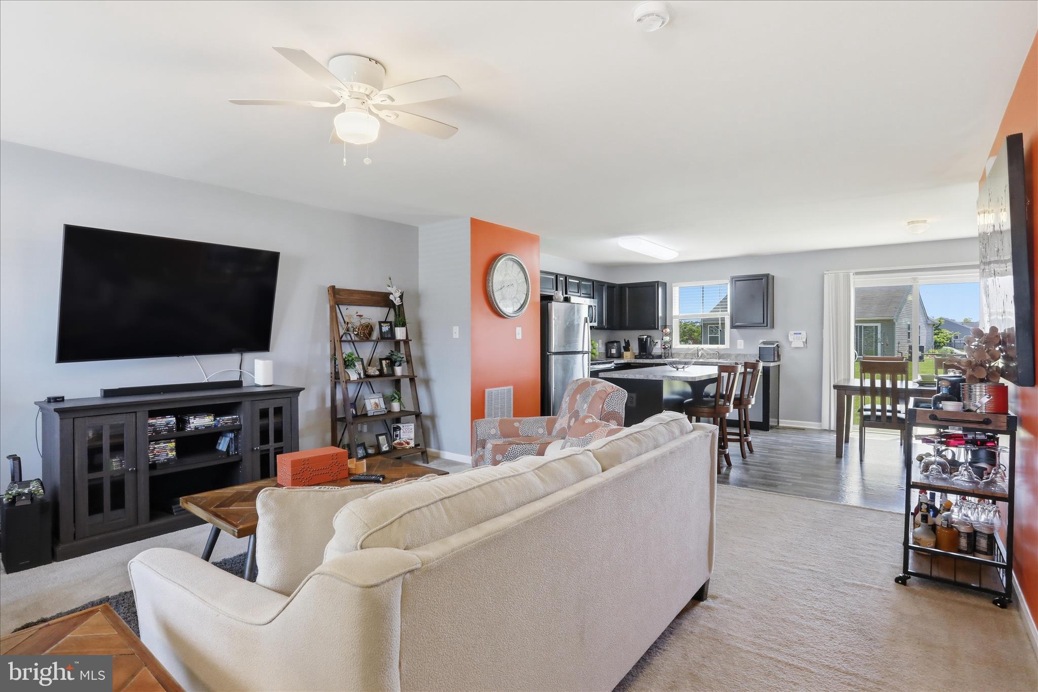 288 ALDERSHOT DRIVE