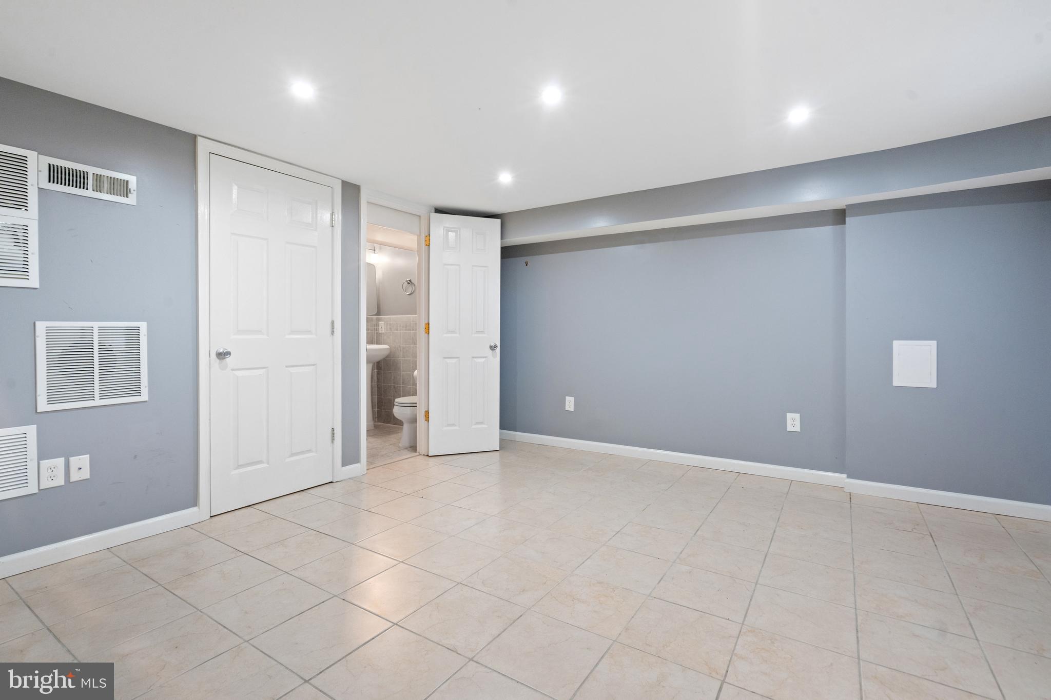 BRENTON - Residential